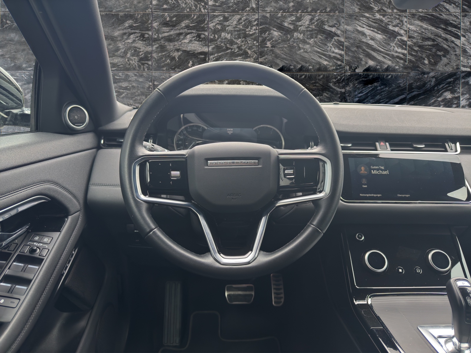 LAND ROVER Range Rover Evoque D 200 HSE AT9-image-12