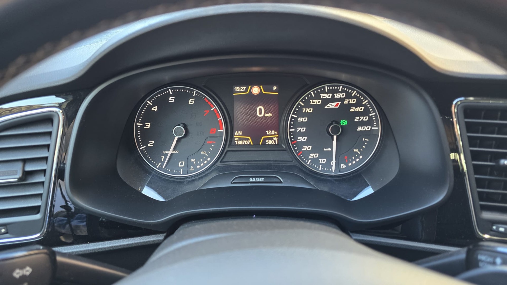SEAT Leon ST 2.0 TSI Cupra 290 DSG-image-6