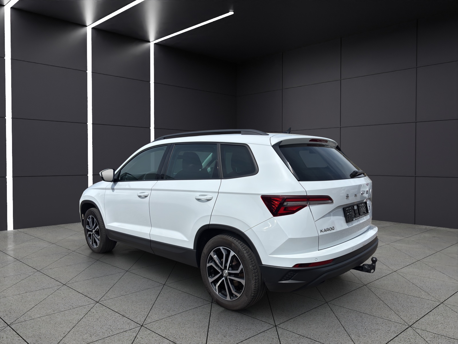 SKODA Karoq 2.0 TDI CR Ambition 4x4 DSG-image-3