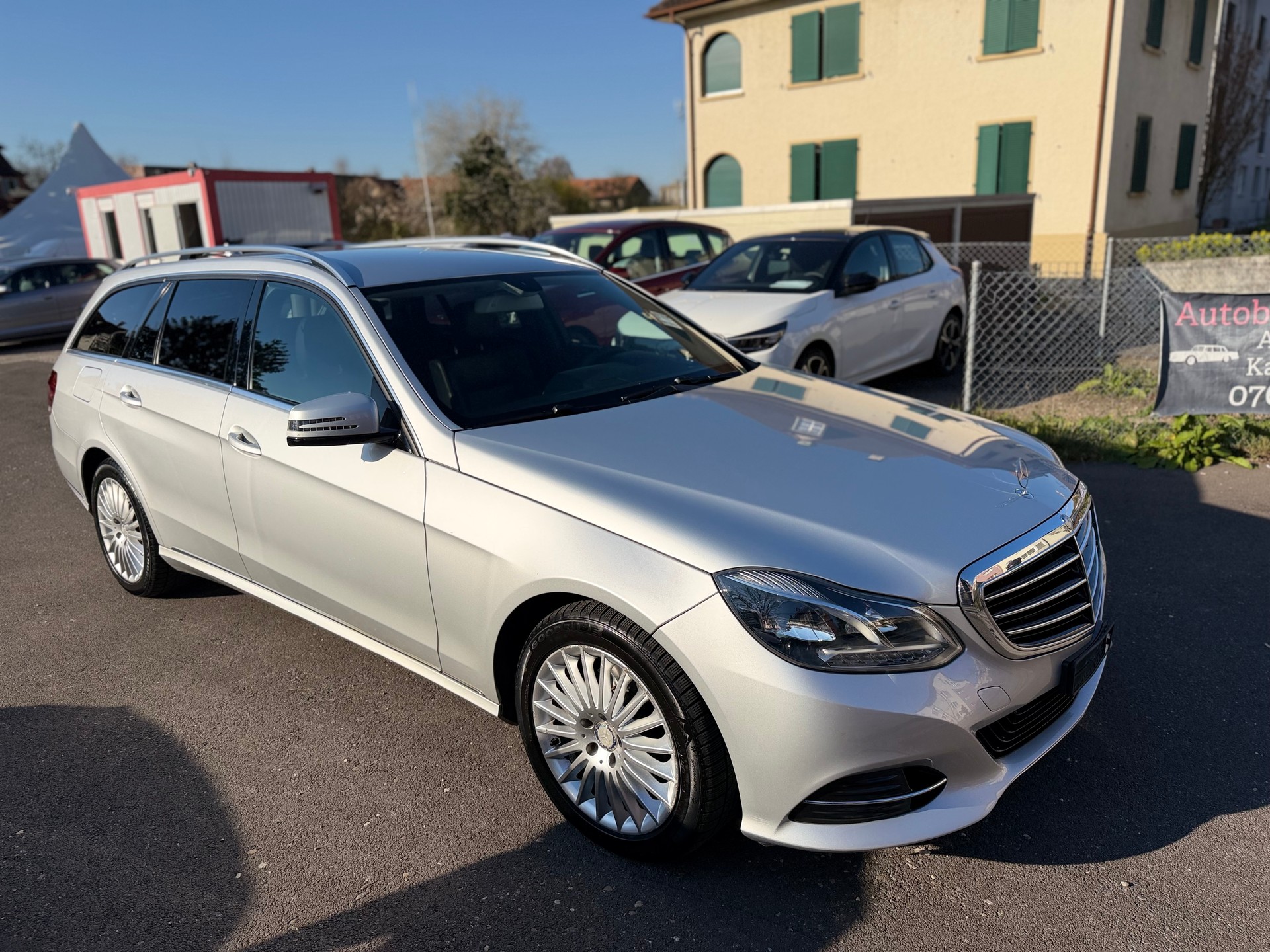 MERCEDES-BENZ E 220 CDI Avantgarde 7G-Tronic-image-5