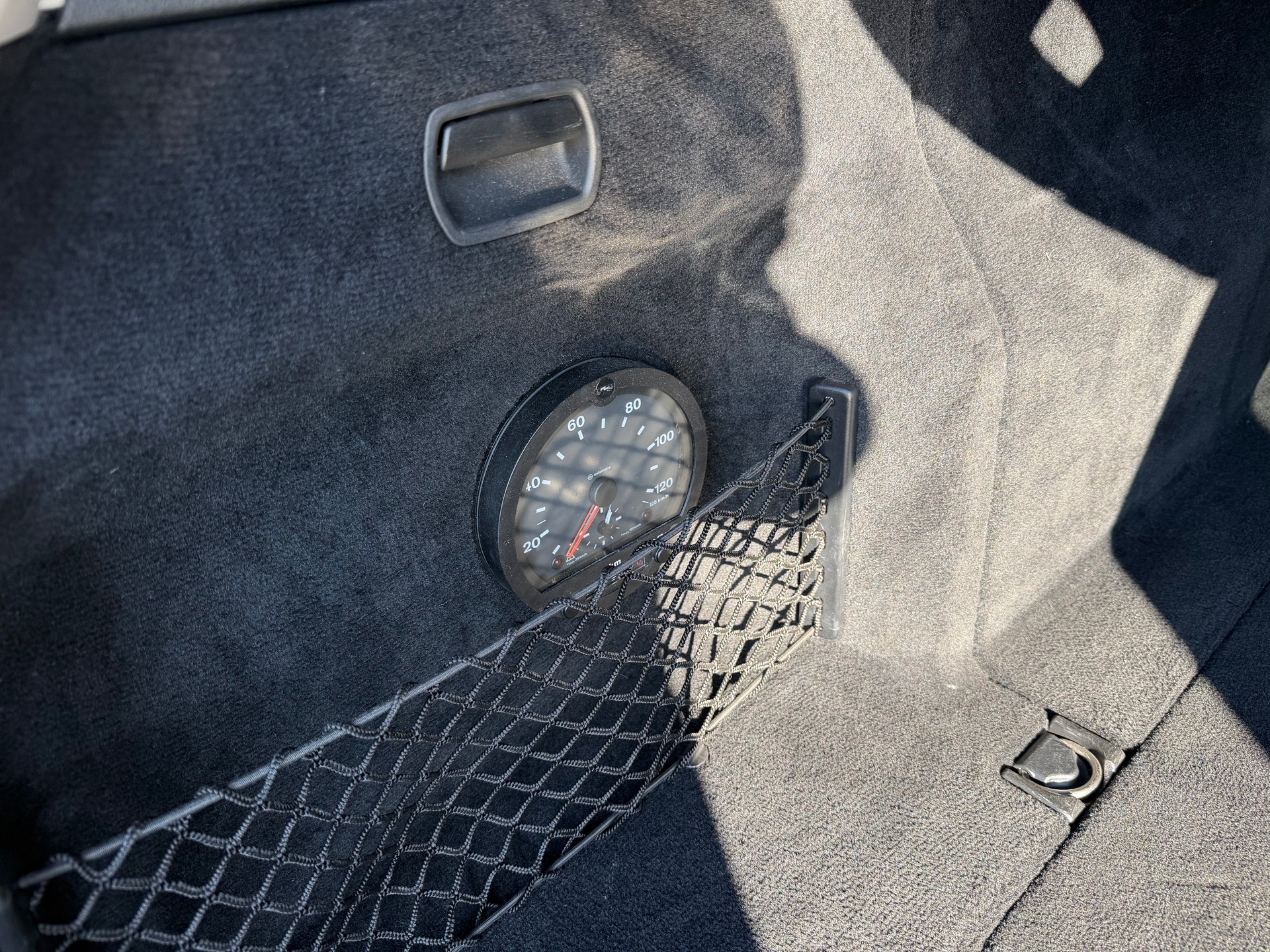MERCEDES-BENZ E 220 CDI Avantgarde 7G-Tronic-image-11