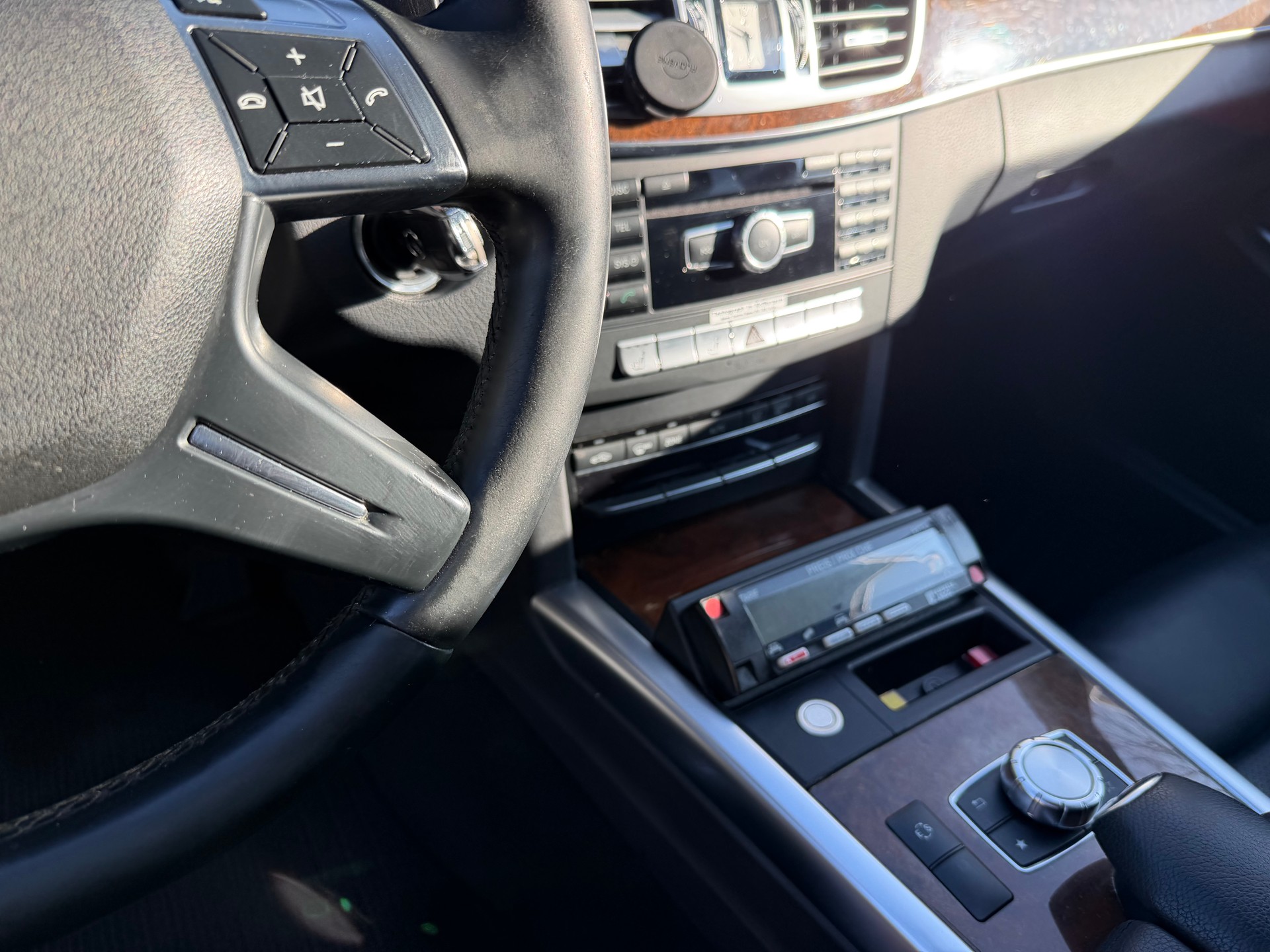 MERCEDES-BENZ E 220 CDI Avantgarde 7G-Tronic-image-13