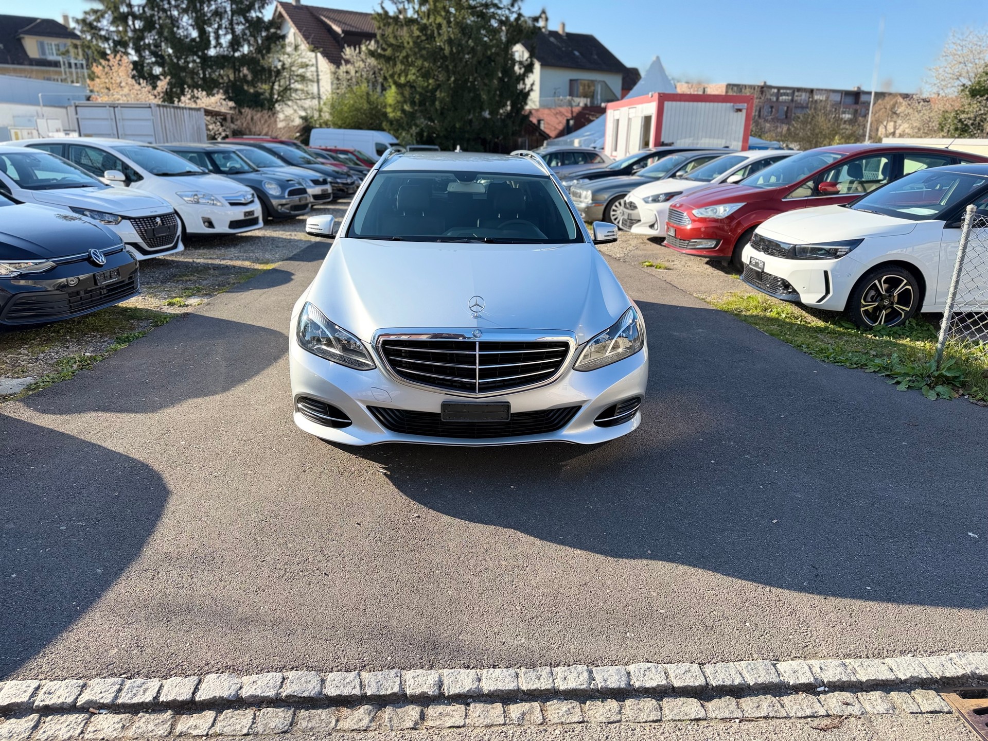 MERCEDES-BENZ E 220 CDI Avantgarde 7G-Tronic