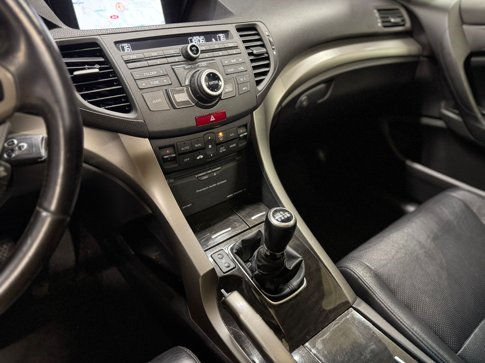 HONDA Accord Tourer 2.2 i-CTDi Executive-image-10