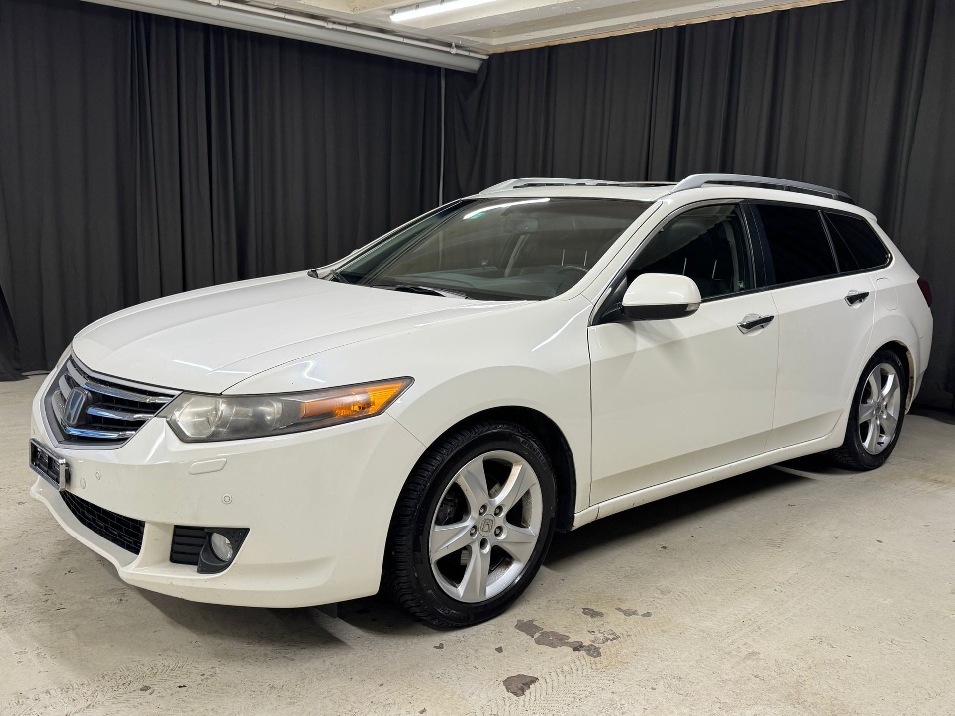 HONDA Accord Tourer 2.2 i-CTDi Executive-image-0