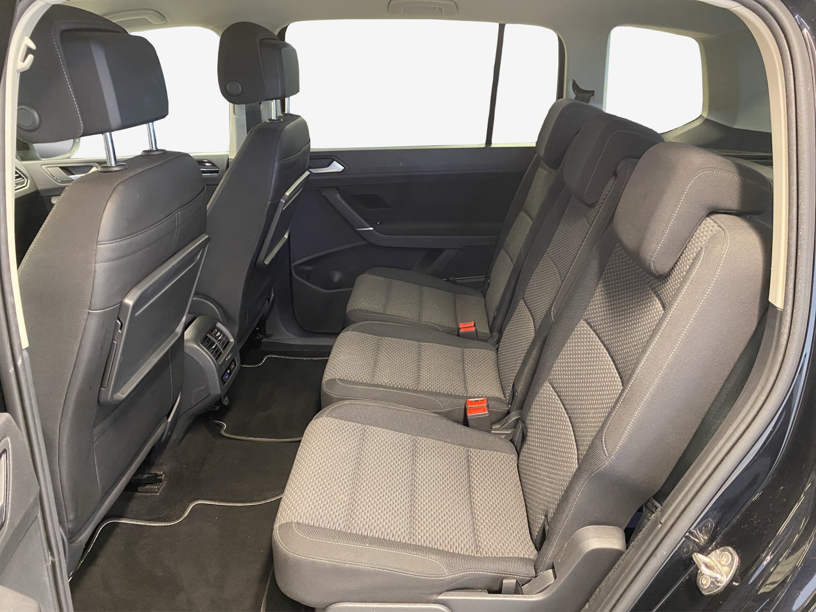 VW Touran 1.5 TSI EVO Comfortline DSG-image-11