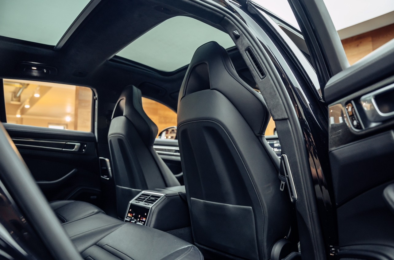 PORSCHE Panamera Turbo S E-Hybrid Sport Turismo PDK-image-8