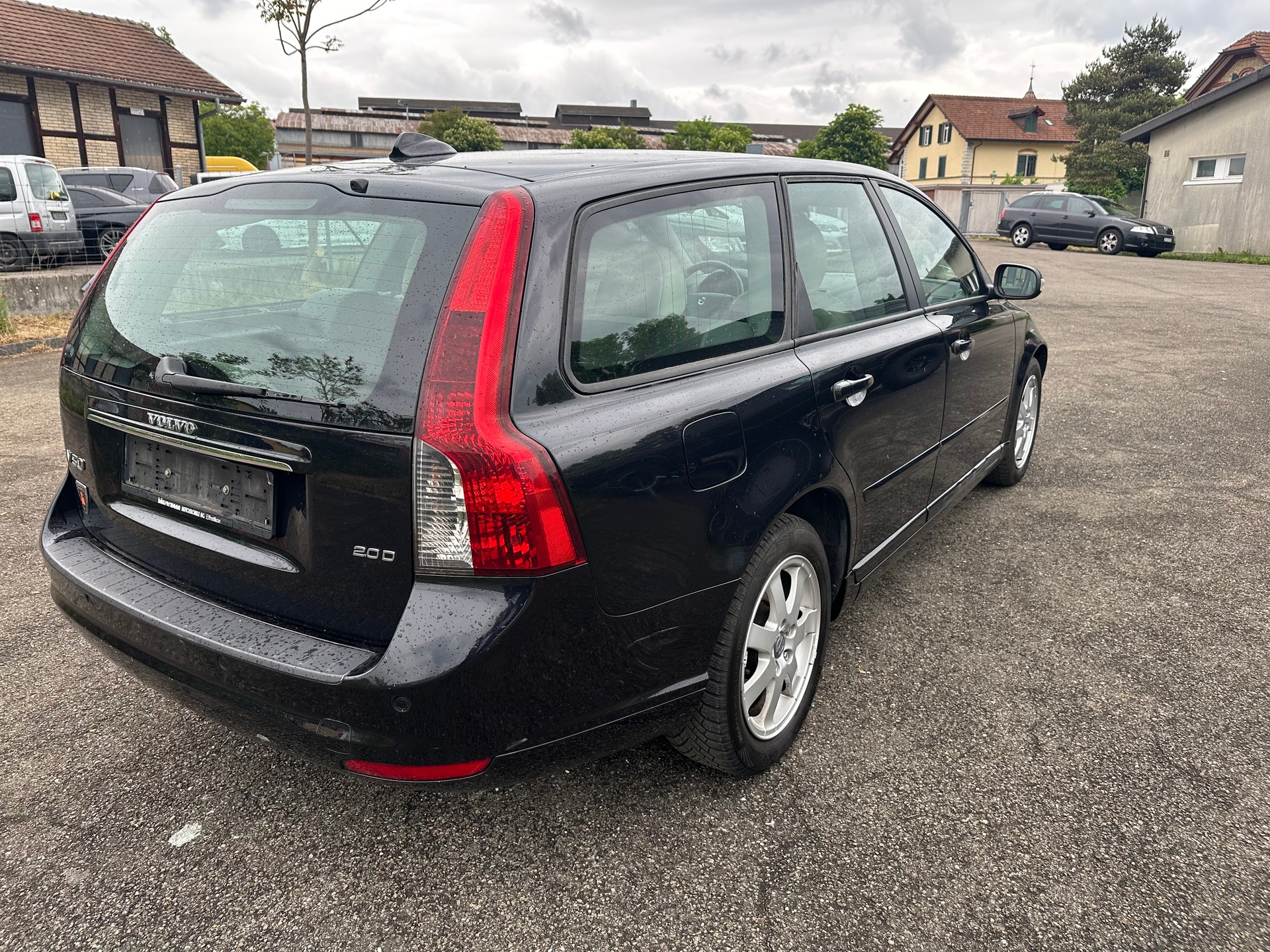 VOLVO V50 2.0D Summum-image-4