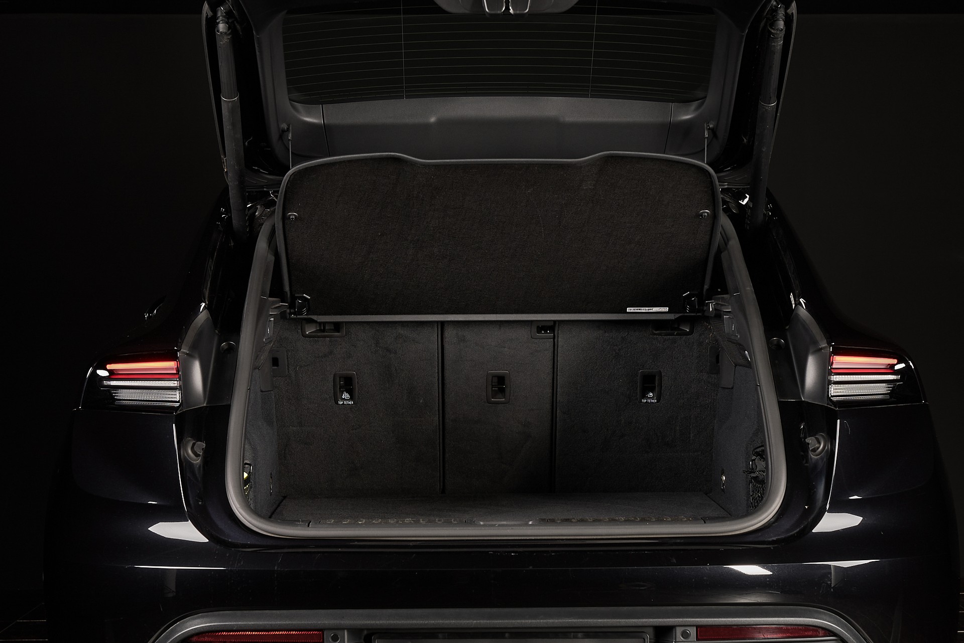 PORSCHE Macan 4 100kWh-image-8