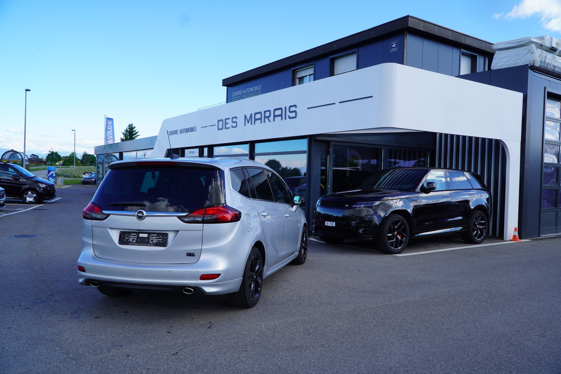 OPEL Zafira 1.6i 16V Turbo OPC Line-image-5