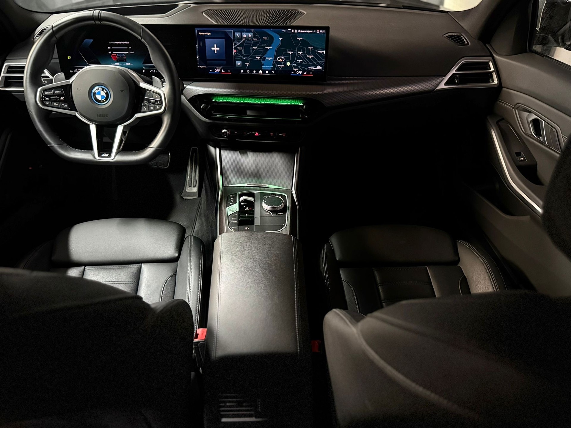 BMW 330e x DriveTouring Steptronic M Sport. / Werksgarantie 36 monate / Gratis Service bis 100'000 km-image-13