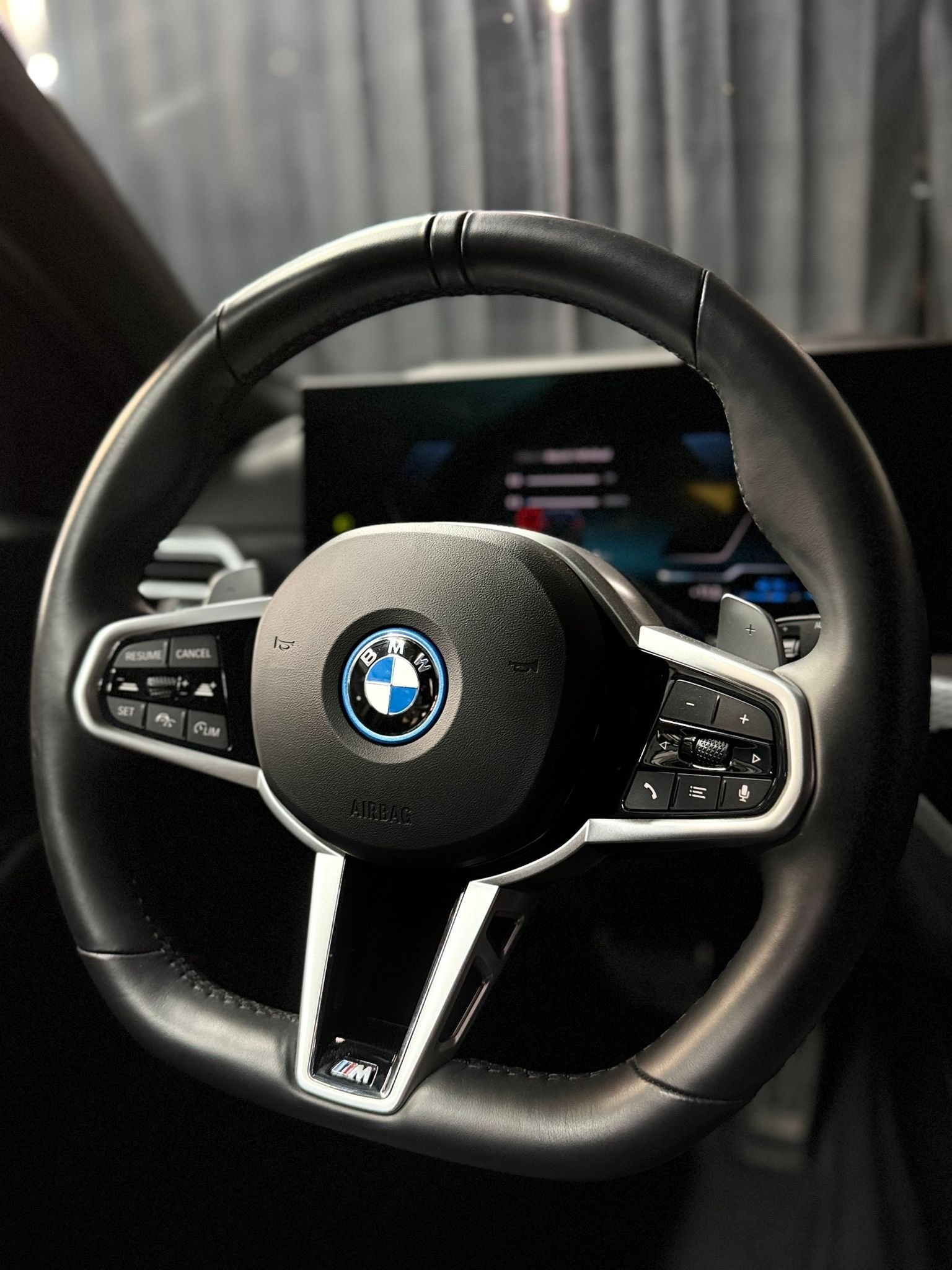 BMW 330e x DriveTouring Steptronic M Sport. / Werksgarantie 36 monate / Gratis Service bis 100'000 km-image-14