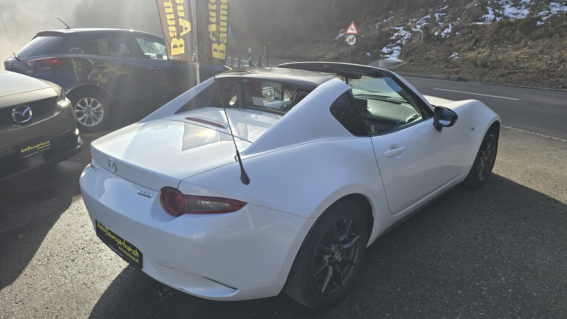 MAZDA MX-5 RF SKYACTIV-G 131 Revolution-image-3