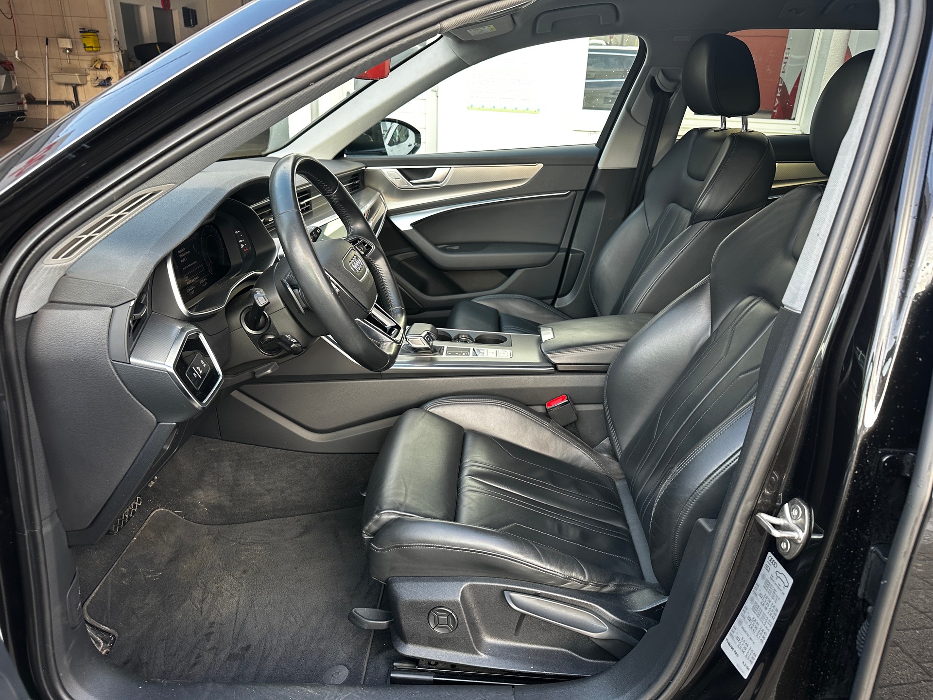 AUDI A6 Avant 50 TDI Sport quattro tiptronic-image-10