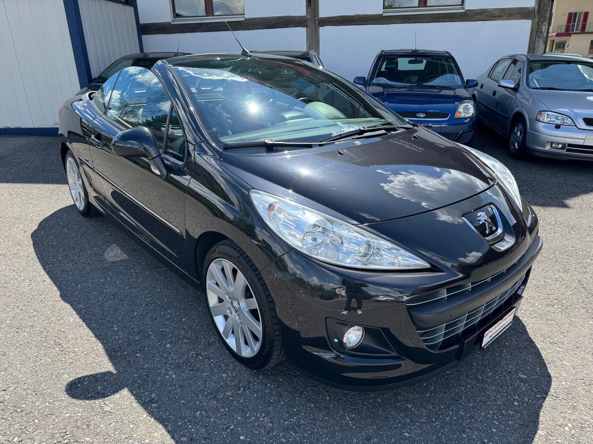 PEUGEOT 207 CC 1.6 16V Turbo Allure-image-5