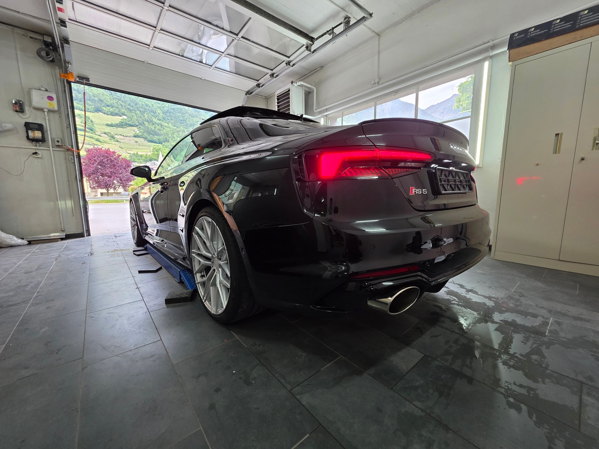 AUDI RS5 Coupé 2.9 TFSI quattro tiptronic-image-4
