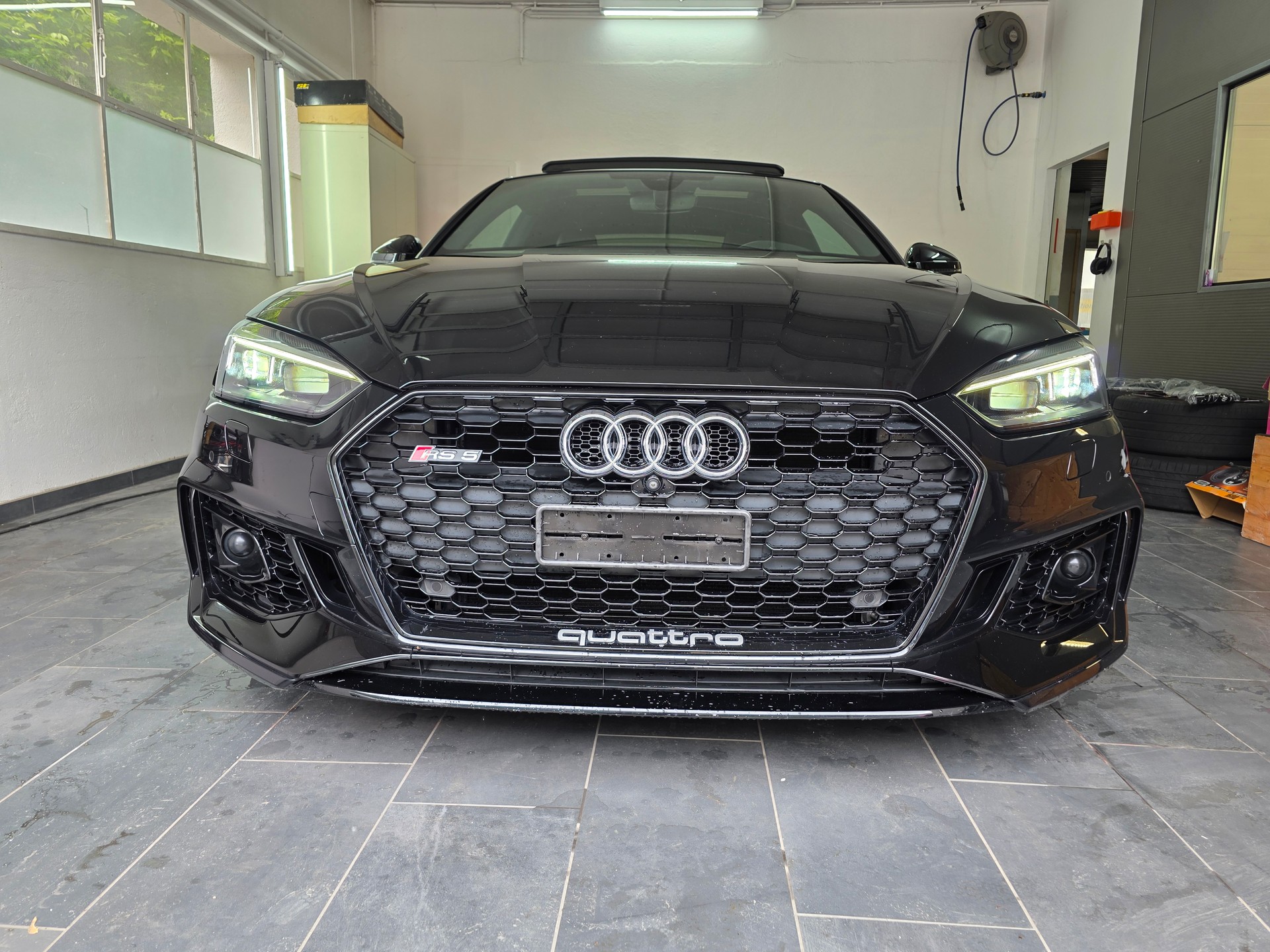 AUDI RS5 Coupé 2.9 TFSI quattro tiptronic-image-1
