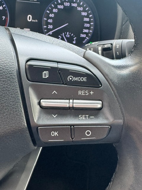 HYUNDAI Kona 1.6 T-GDi Launch Plus 4WD DCT-image-21