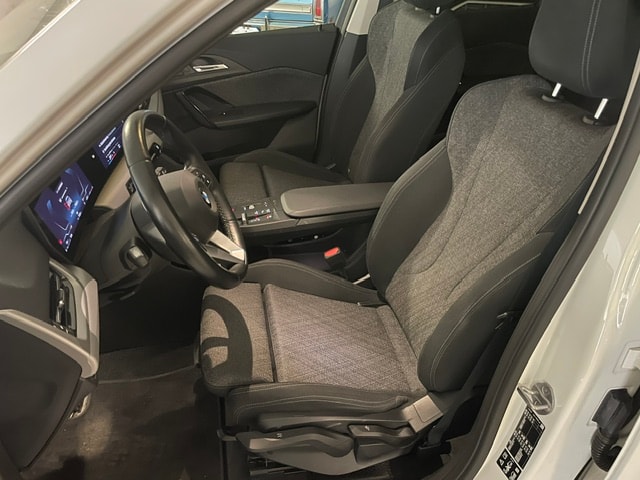 BMW X1 xDrive 20d 48V-image-9