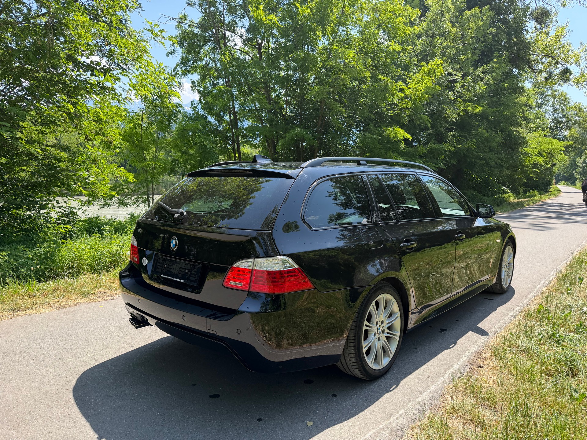 BMW 530xd Touring Steptronic-image-4