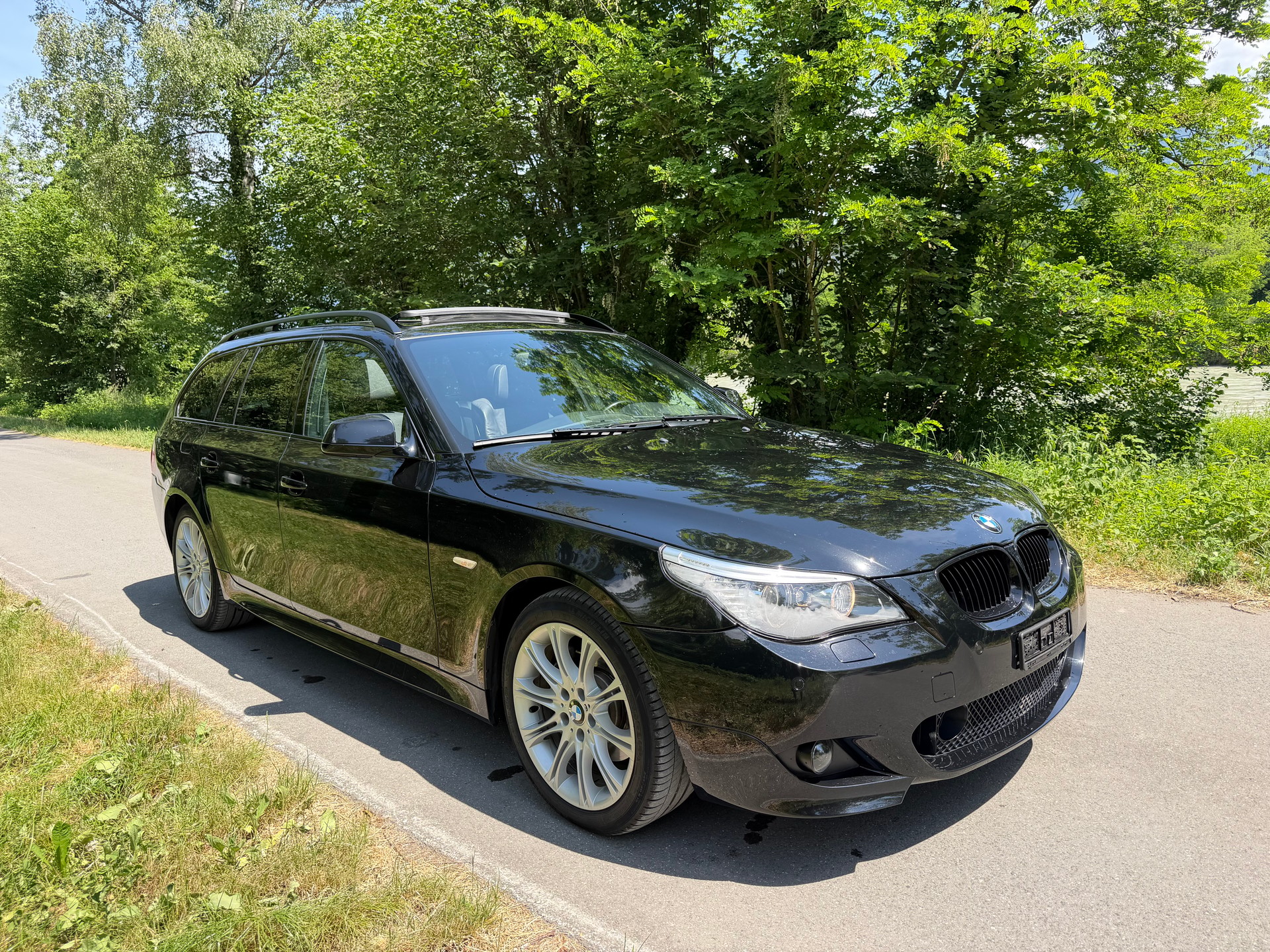 BMW 530xd Touring Steptronic-image-2