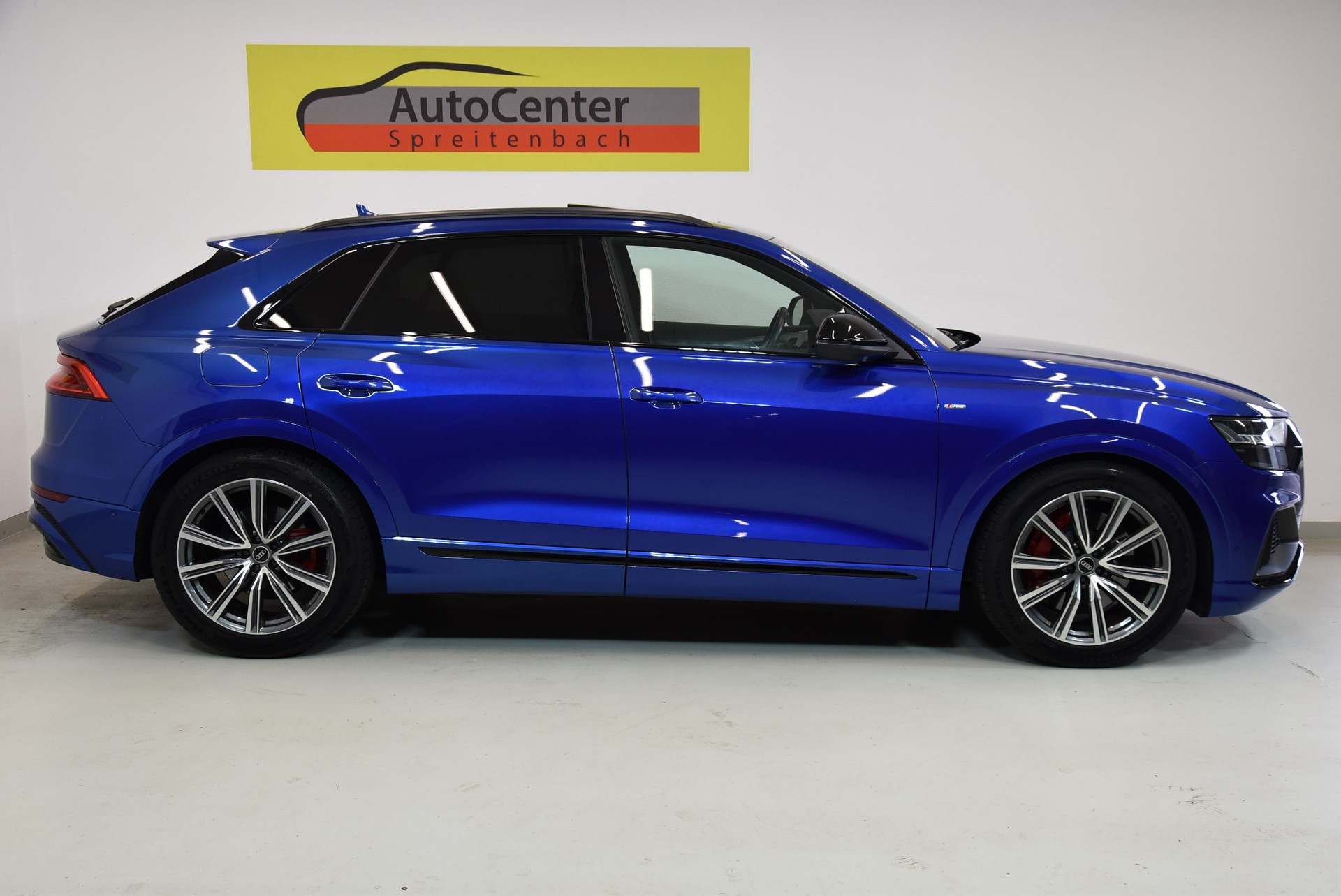 AUDI Q8 60 TFSI e quattro PHEV tiptronic-image-12