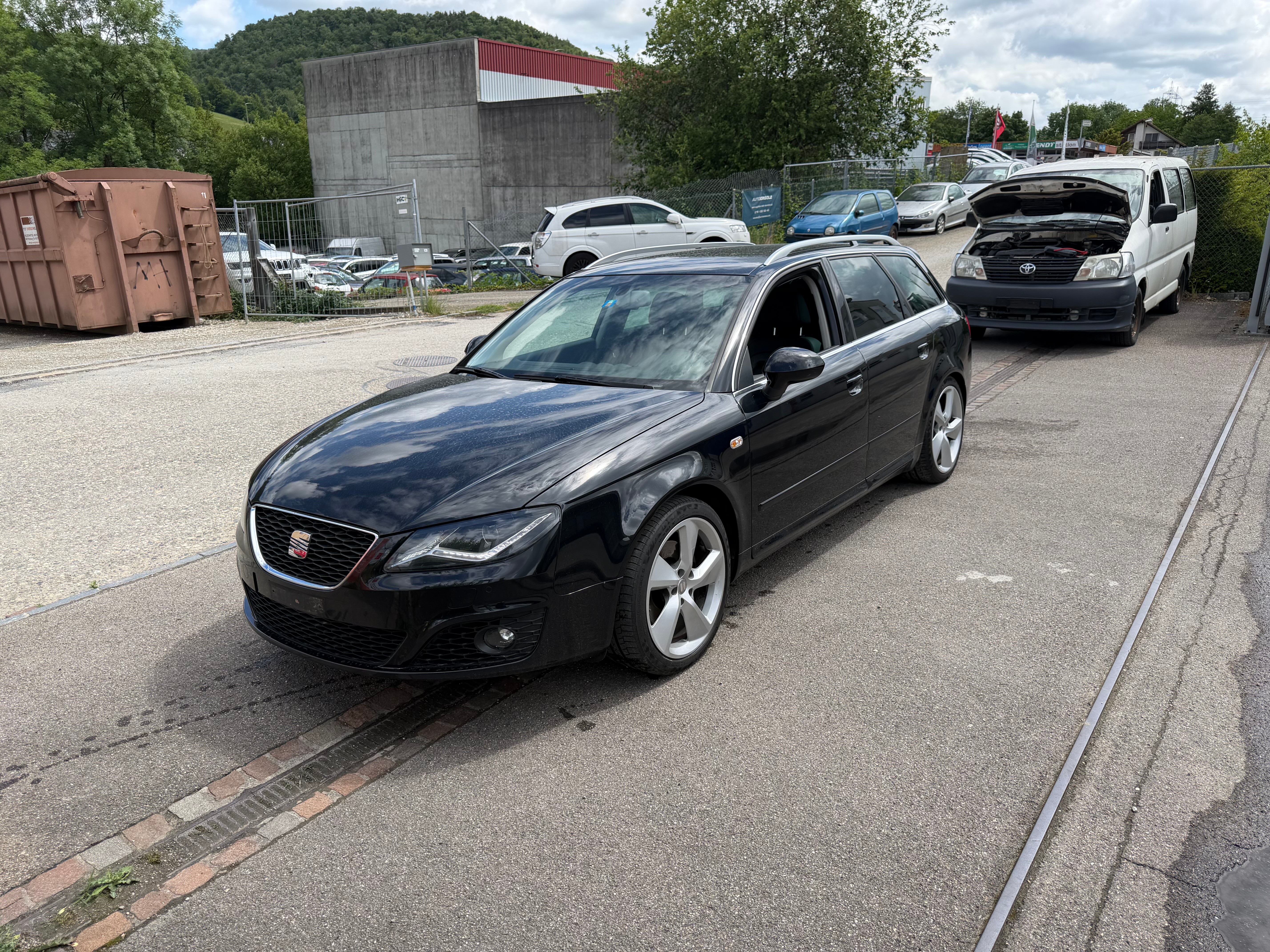 Car photo