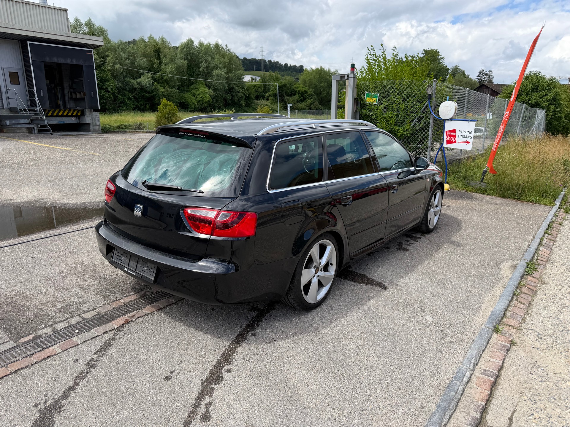 SEAT Exeo ST 2.0 TDI Advantage-image-2