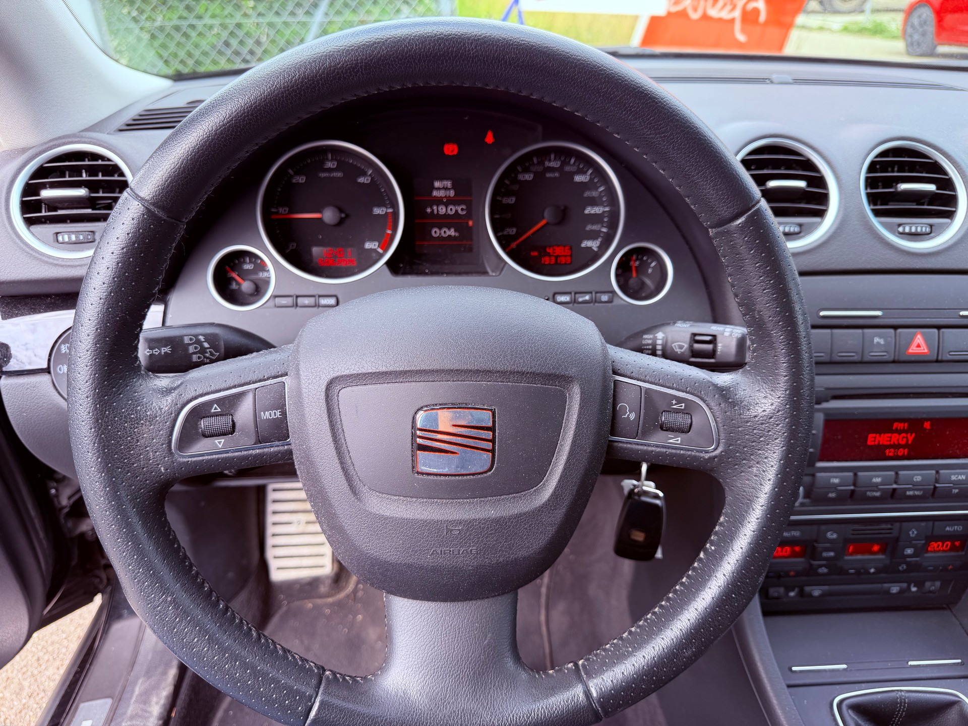 SEAT Exeo ST 2.0 TDI Advantage-image-6