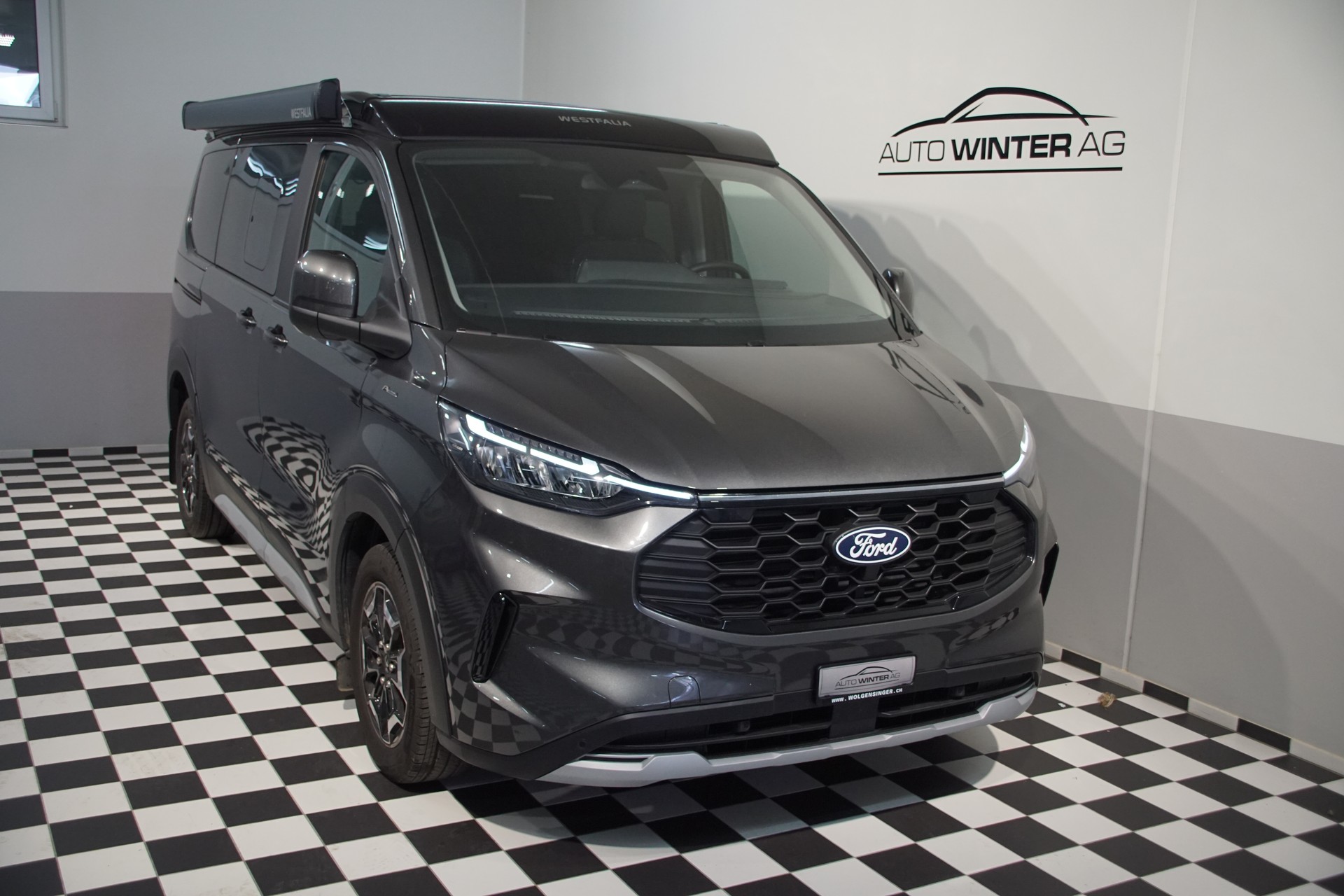 FORD Nugget Active L1 320-image-2