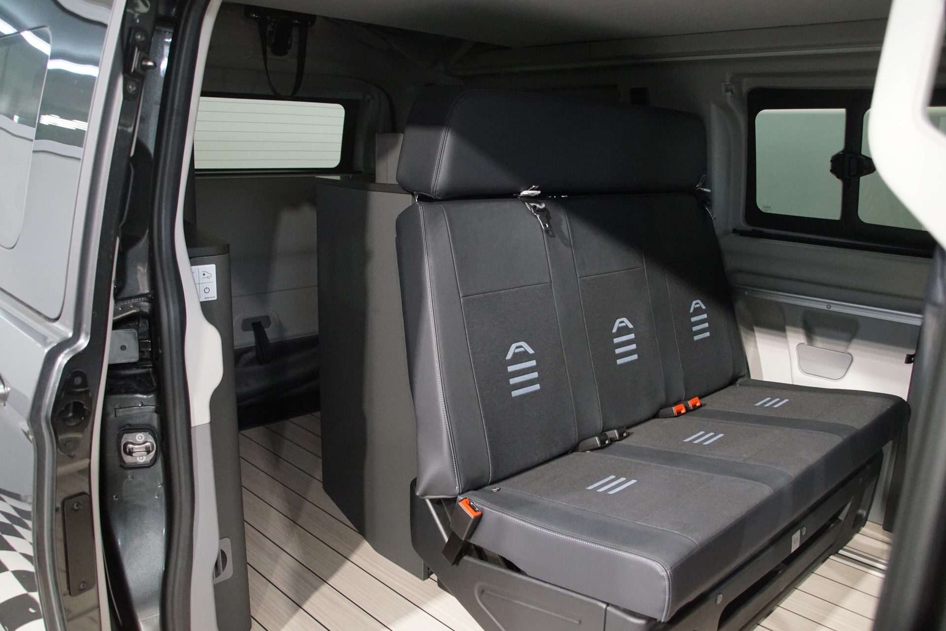 FORD Nugget Active L1 320-image-20