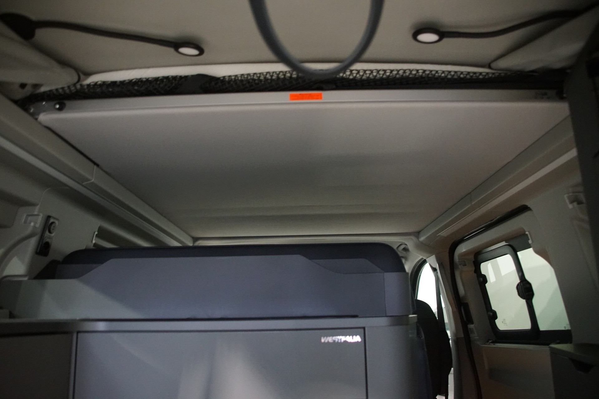 FORD Nugget Active L1 320-image-18