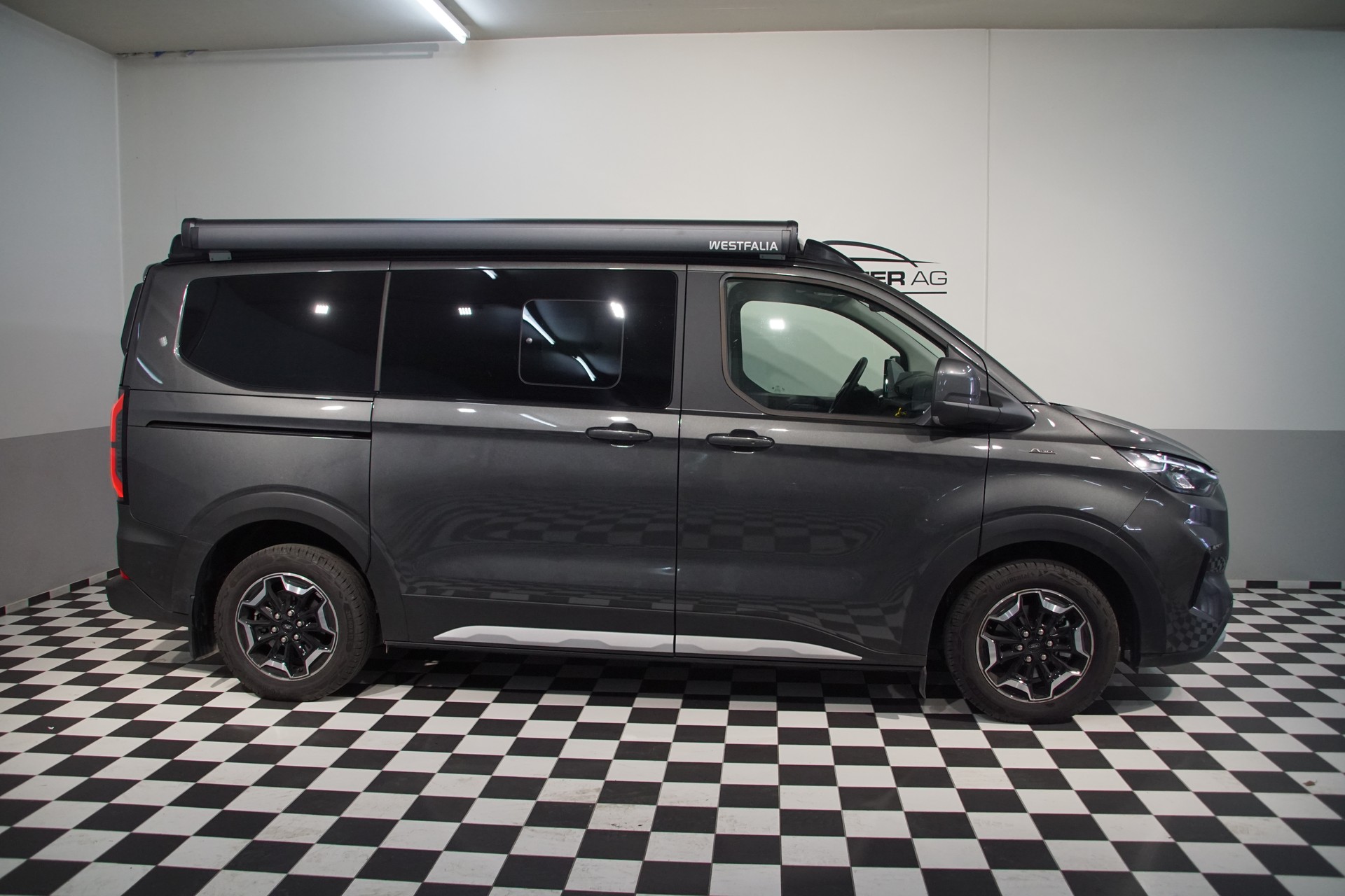 FORD Nugget Active L1 320-image-3
