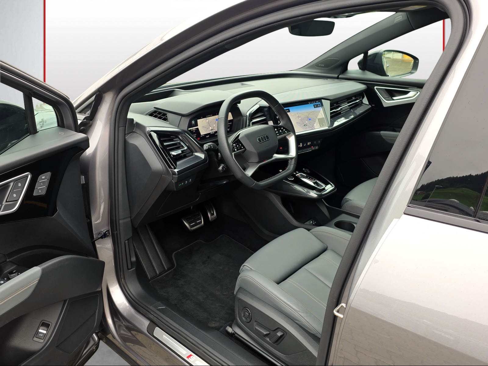 AUDI Q4 e-tron 50 quattro-image-5