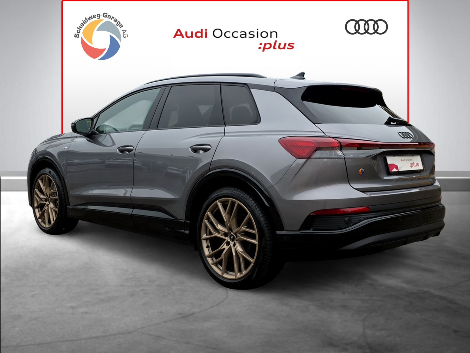 AUDI Q4 e-tron 50 quattro-image-12