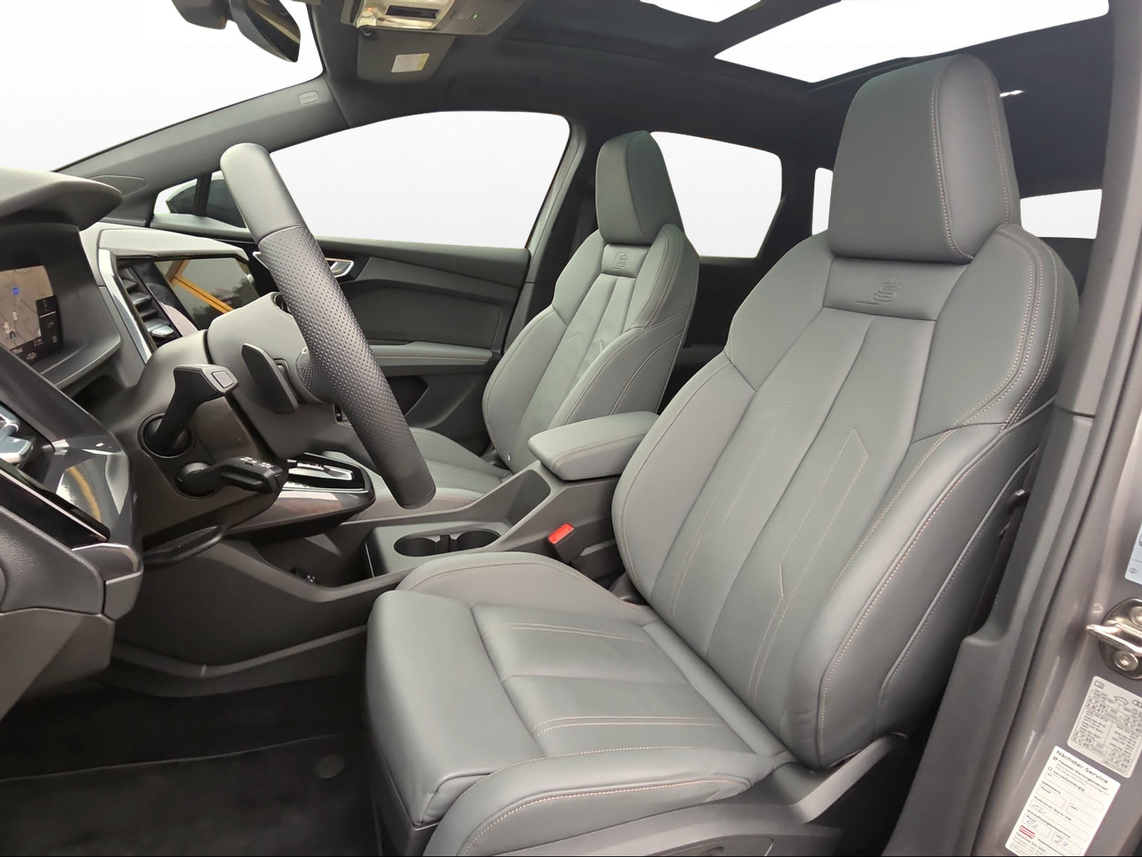 AUDI Q4 e-tron 50 quattro-image-7