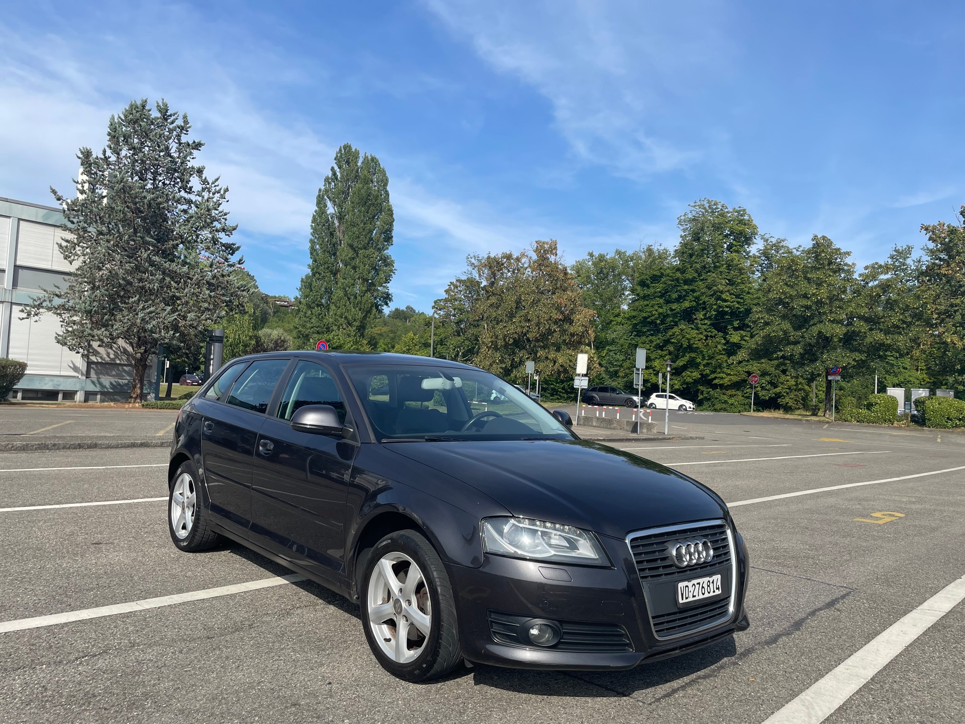 AUDI 1.8 16V T FSI Attraction S-Tr-image-0