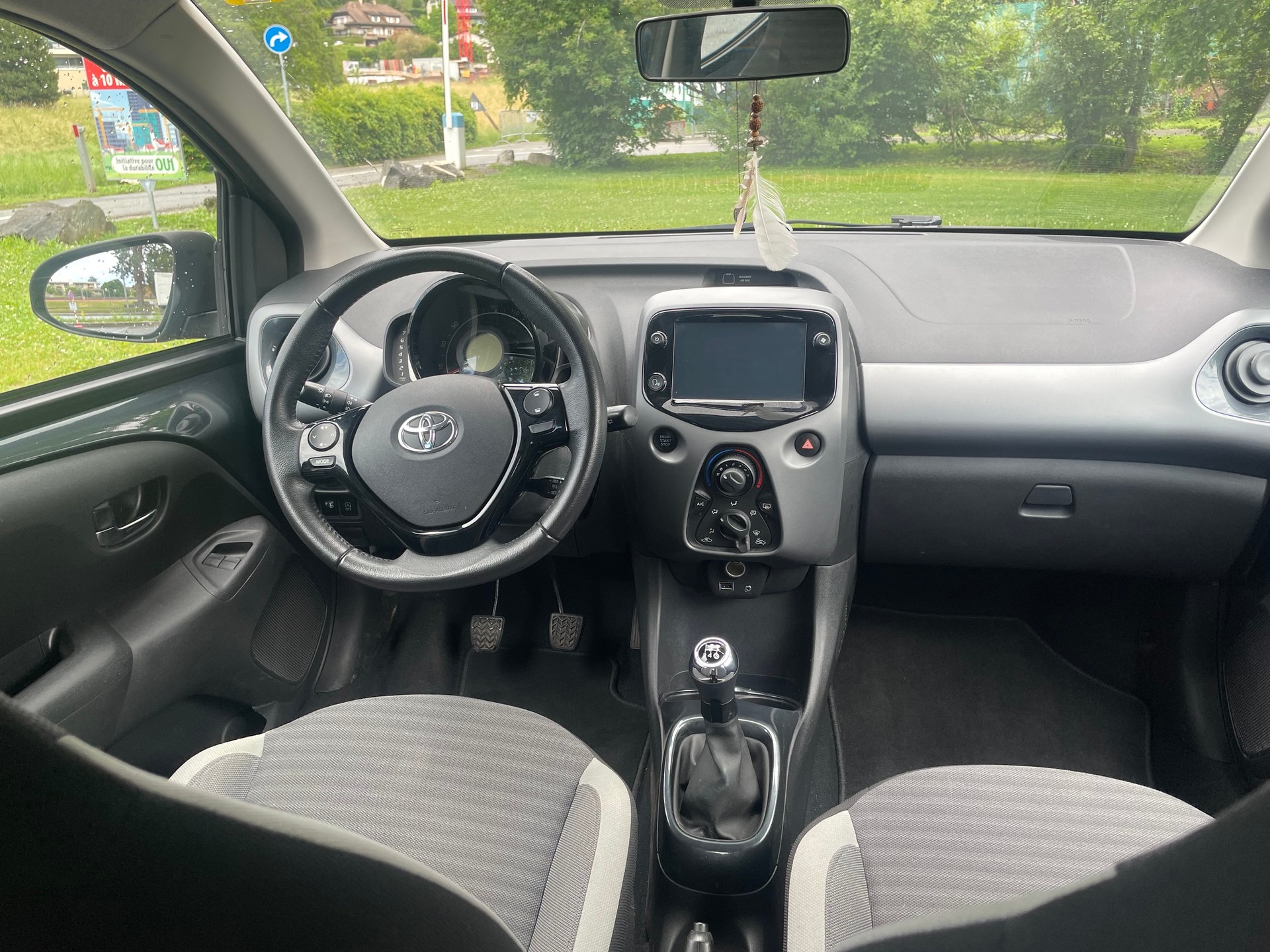 TOYOTA 1.0 VVT-i Trend-image-3