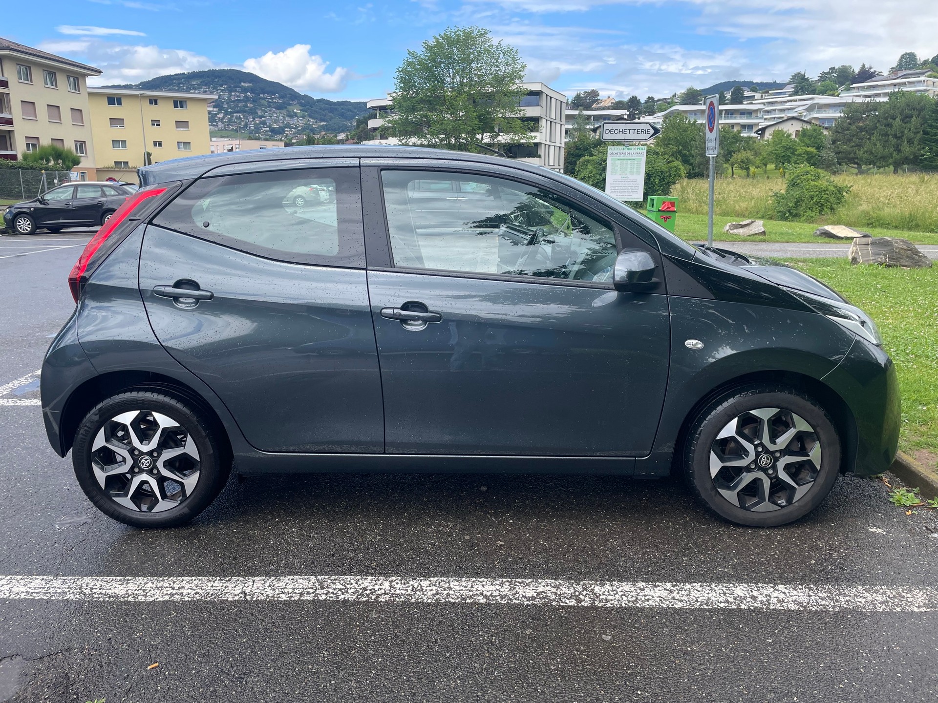 TOYOTA 1.0 VVT-i Trend-image-1