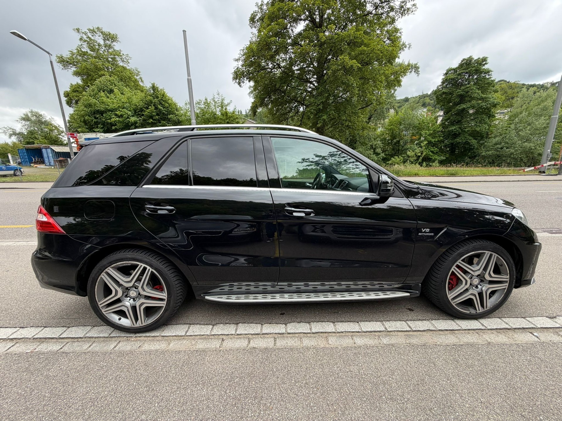 MERCEDES-BENZ ML 63 AMG Executive 4Matic Speedshift-image-3