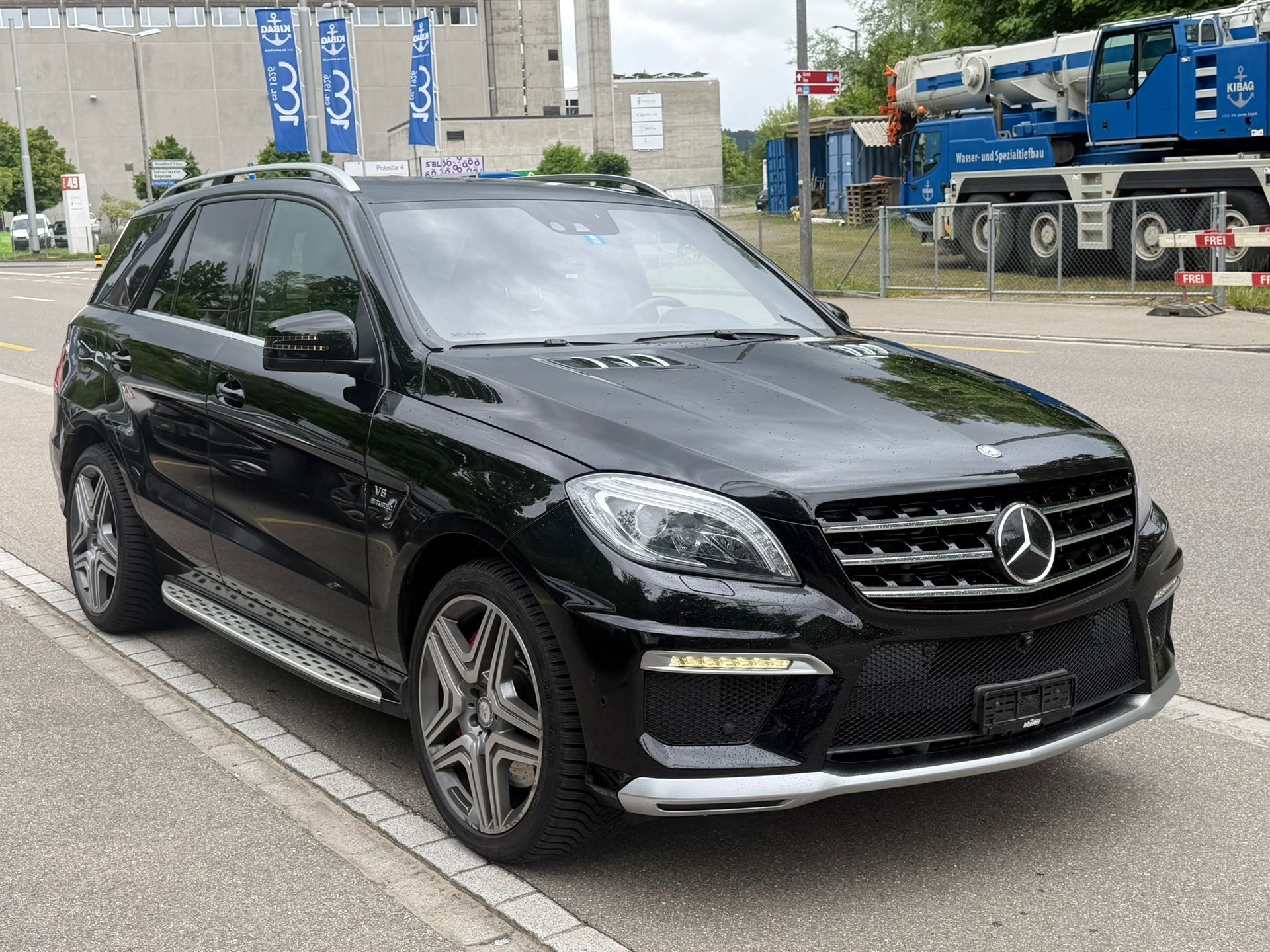 MERCEDES-BENZ ML 63 AMG Executive 4Matic Speedshift-image-1