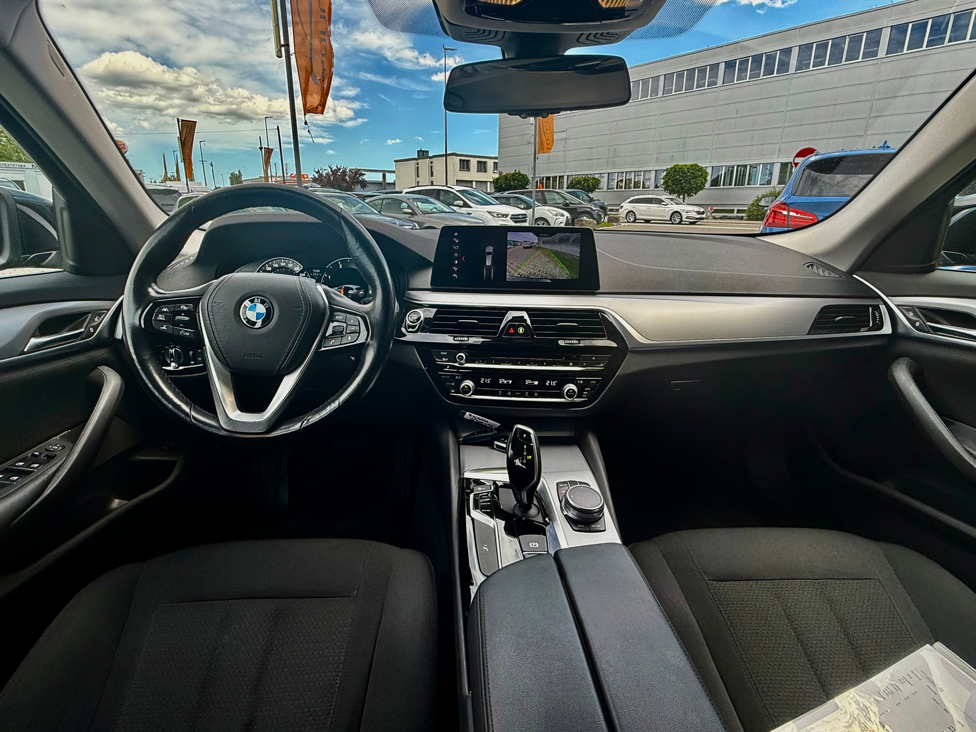 BMW 530d xDrive Touring Steptronic-image-6