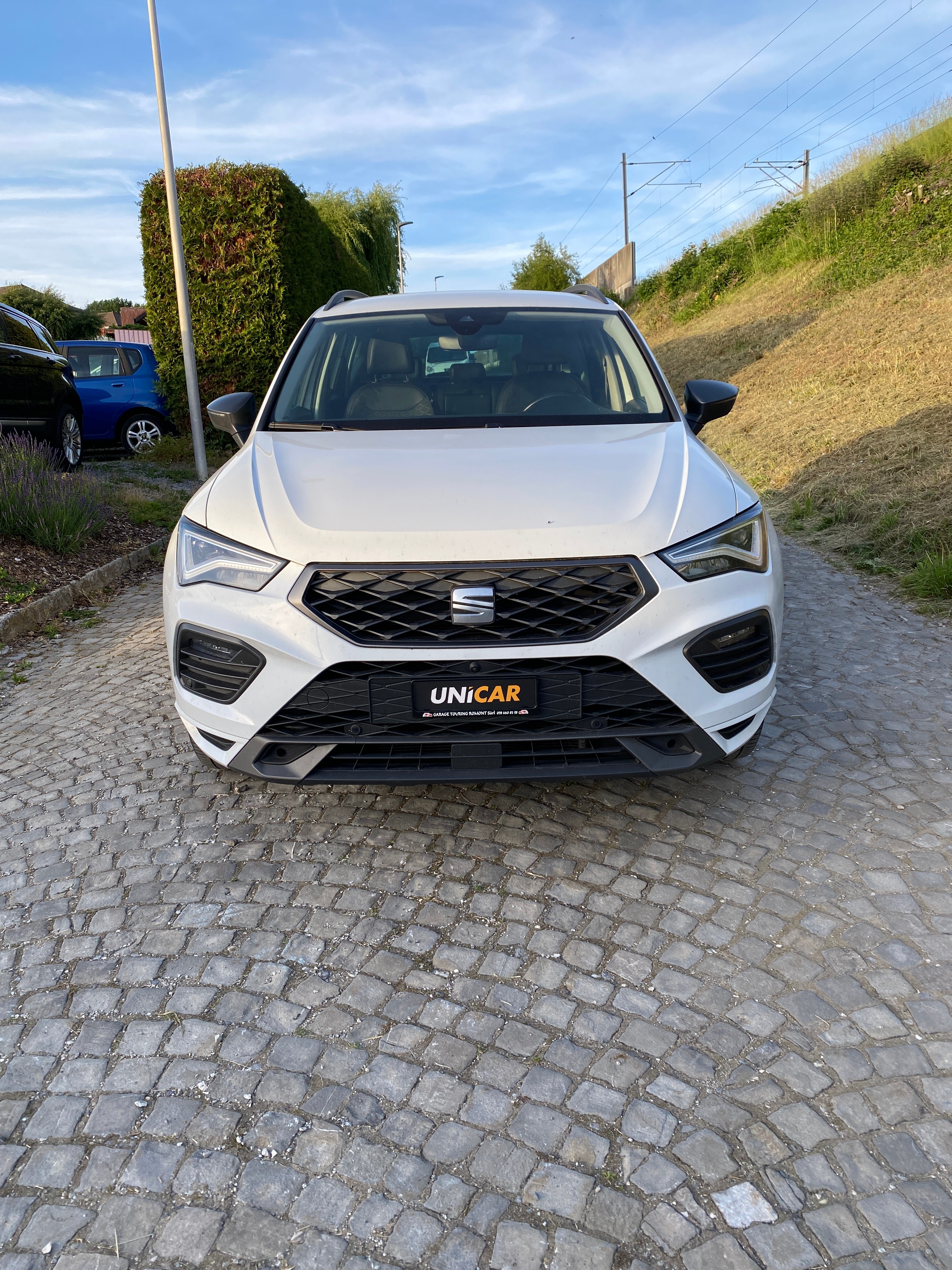 Car photo