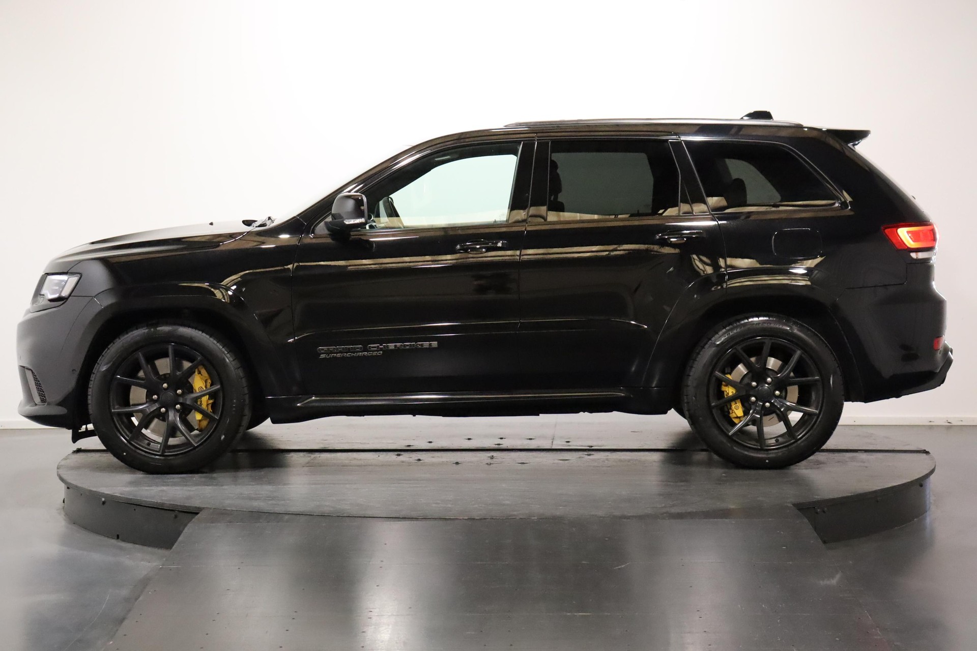 JEEP Grand Cherokee 6.2 V8 HEMI Trackhawk-image-0
