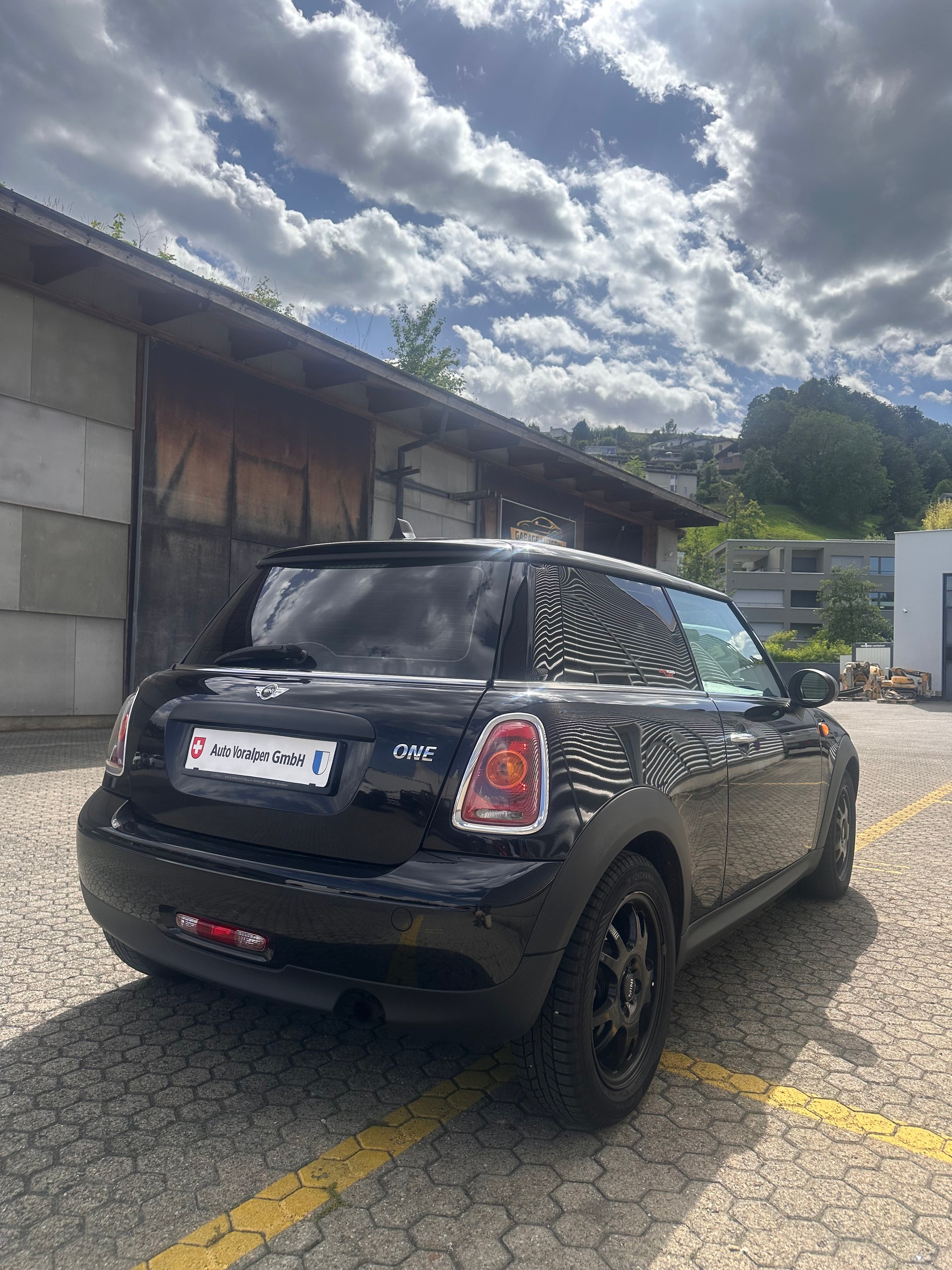 MINI Cooper One *6 Gang Schaltung*-image-5