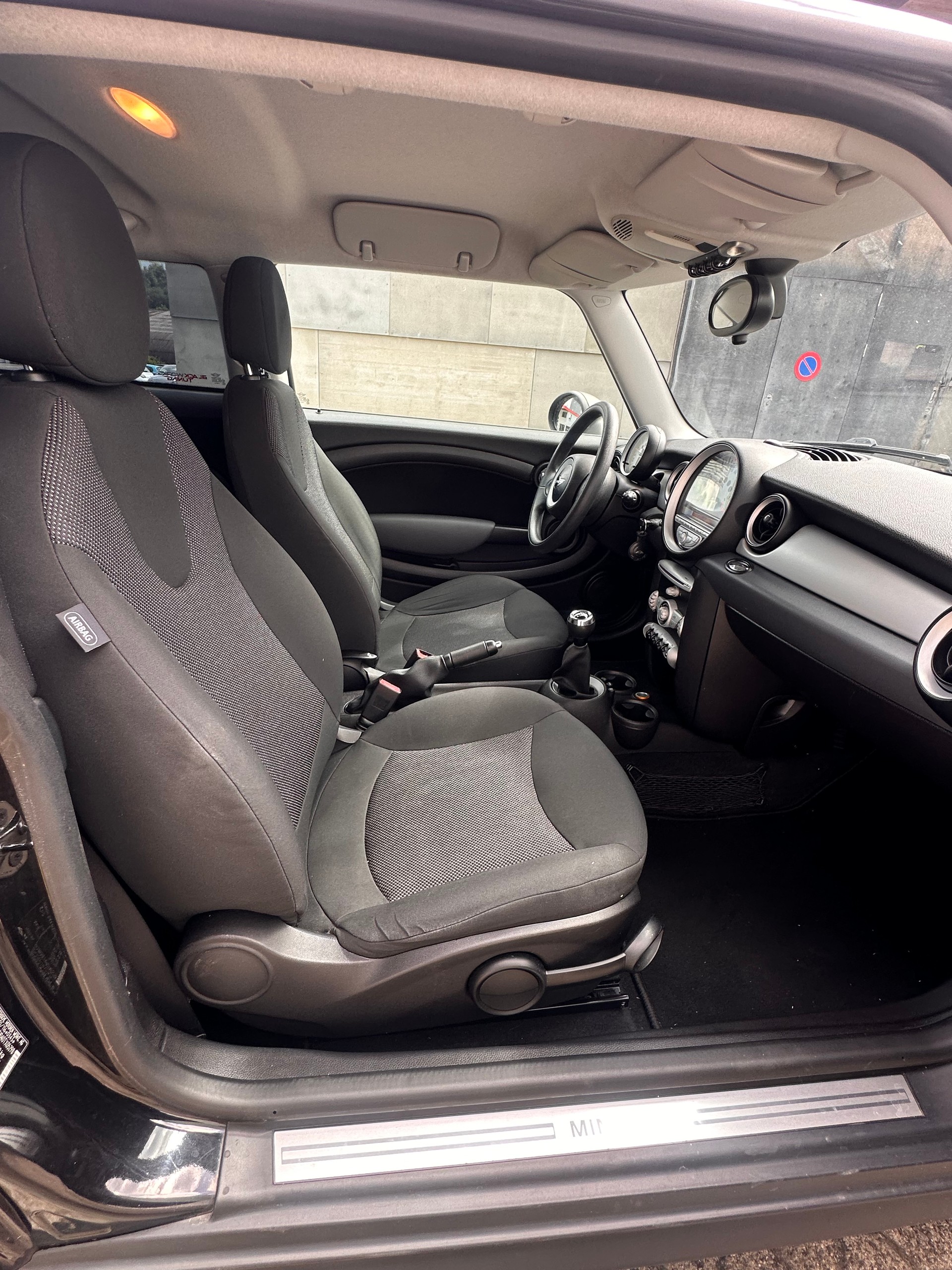 MINI Cooper One *6 Gang Schaltung*-image-8