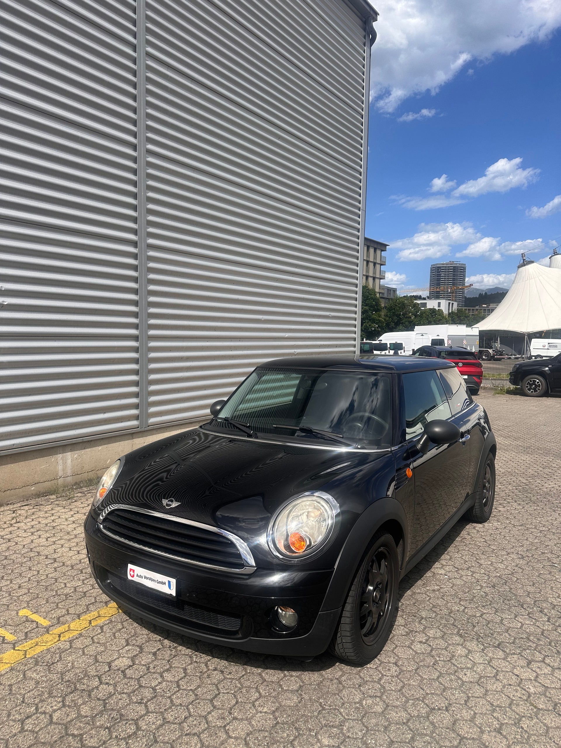 MINI Cooper One *6 Gang Schaltung*-image-1