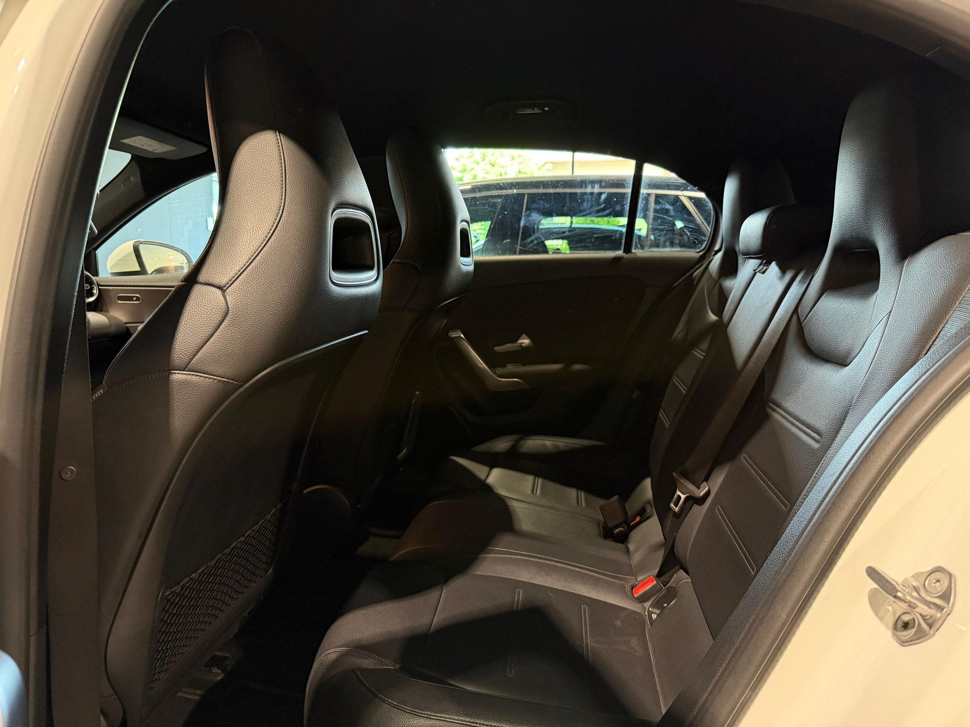 MERCEDES-BENZ A 180 d Style 7G-DCT-image-10