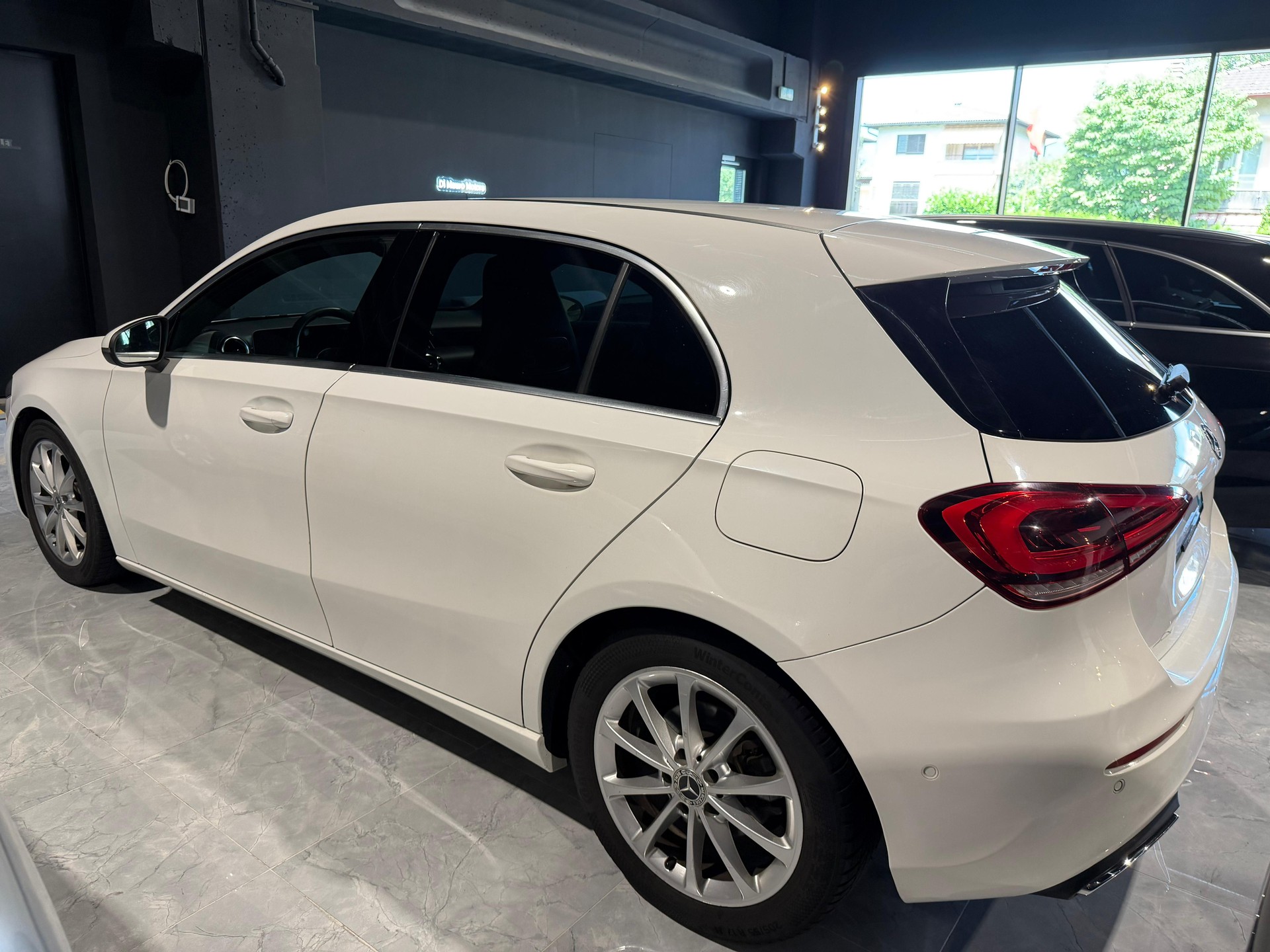 MERCEDES-BENZ A 180 d Style 7G-DCT-image-3