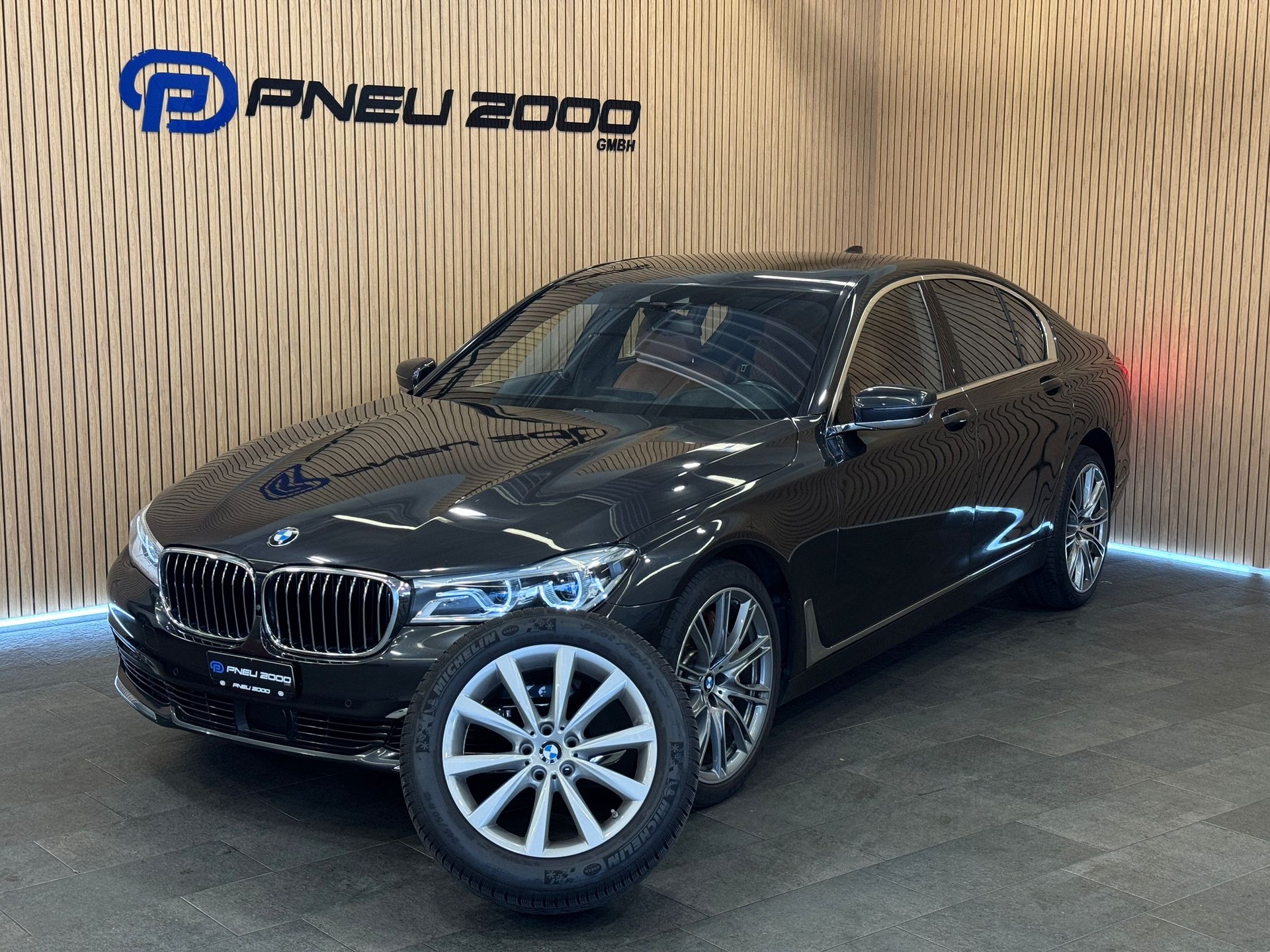 BMW 750i xDrive Steptronic M Sportpaket Individual